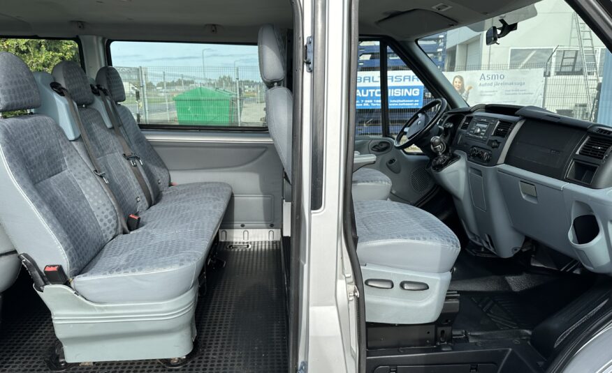 Ford Transit Tourneo 300 L1H1