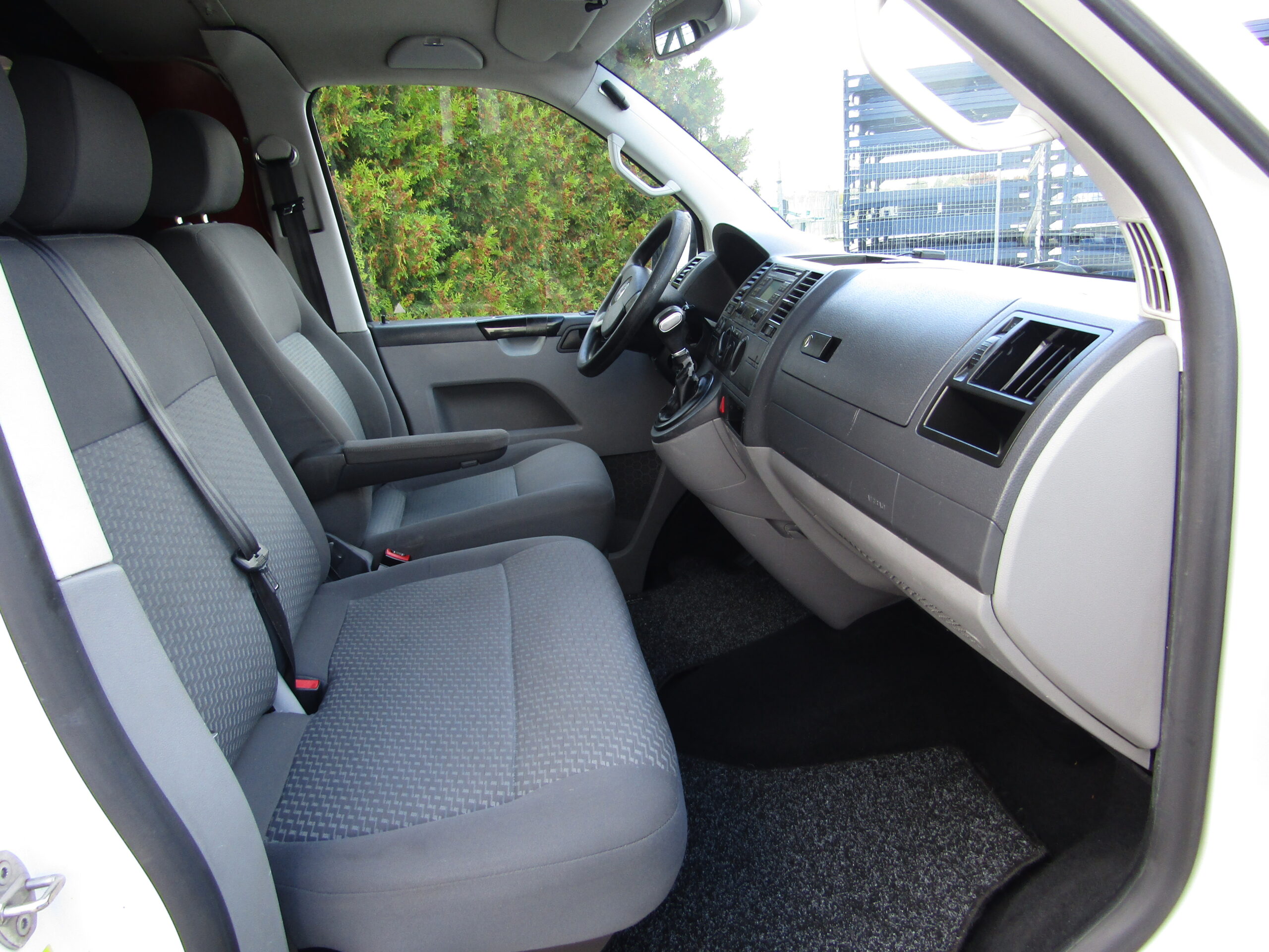 Volkswagen T-5 Aut.L1H1