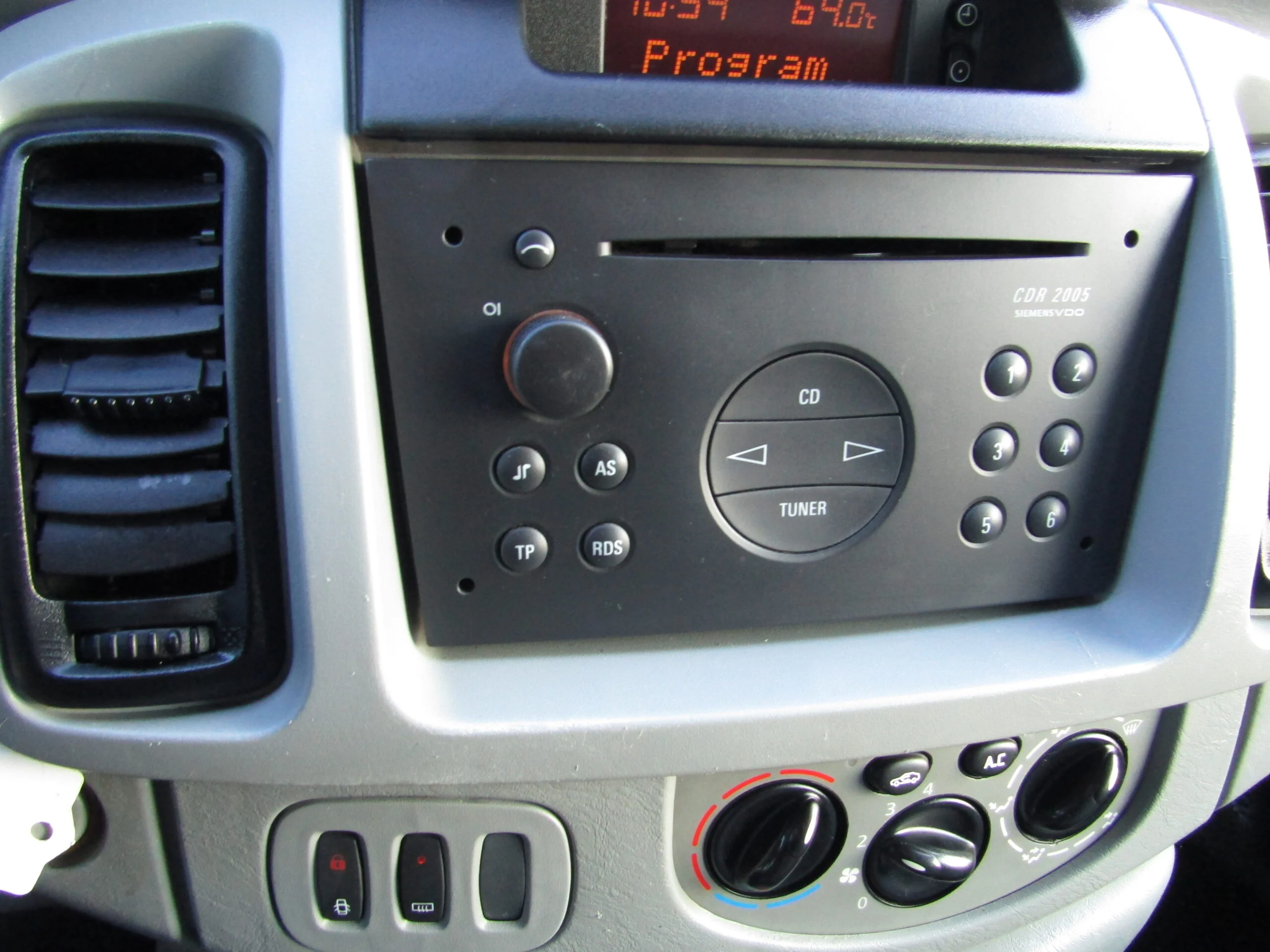 Opel Vivaro L2H1 INVA