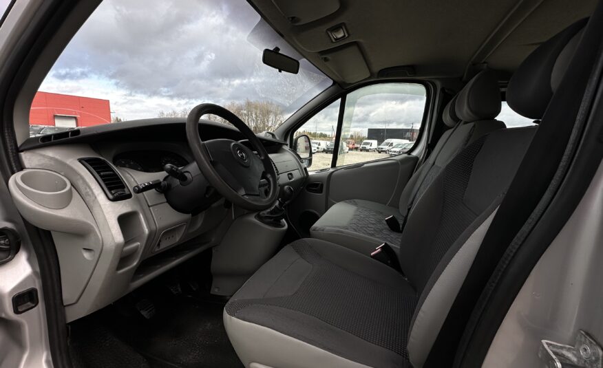 Opel Vivaro L2H1 INVA