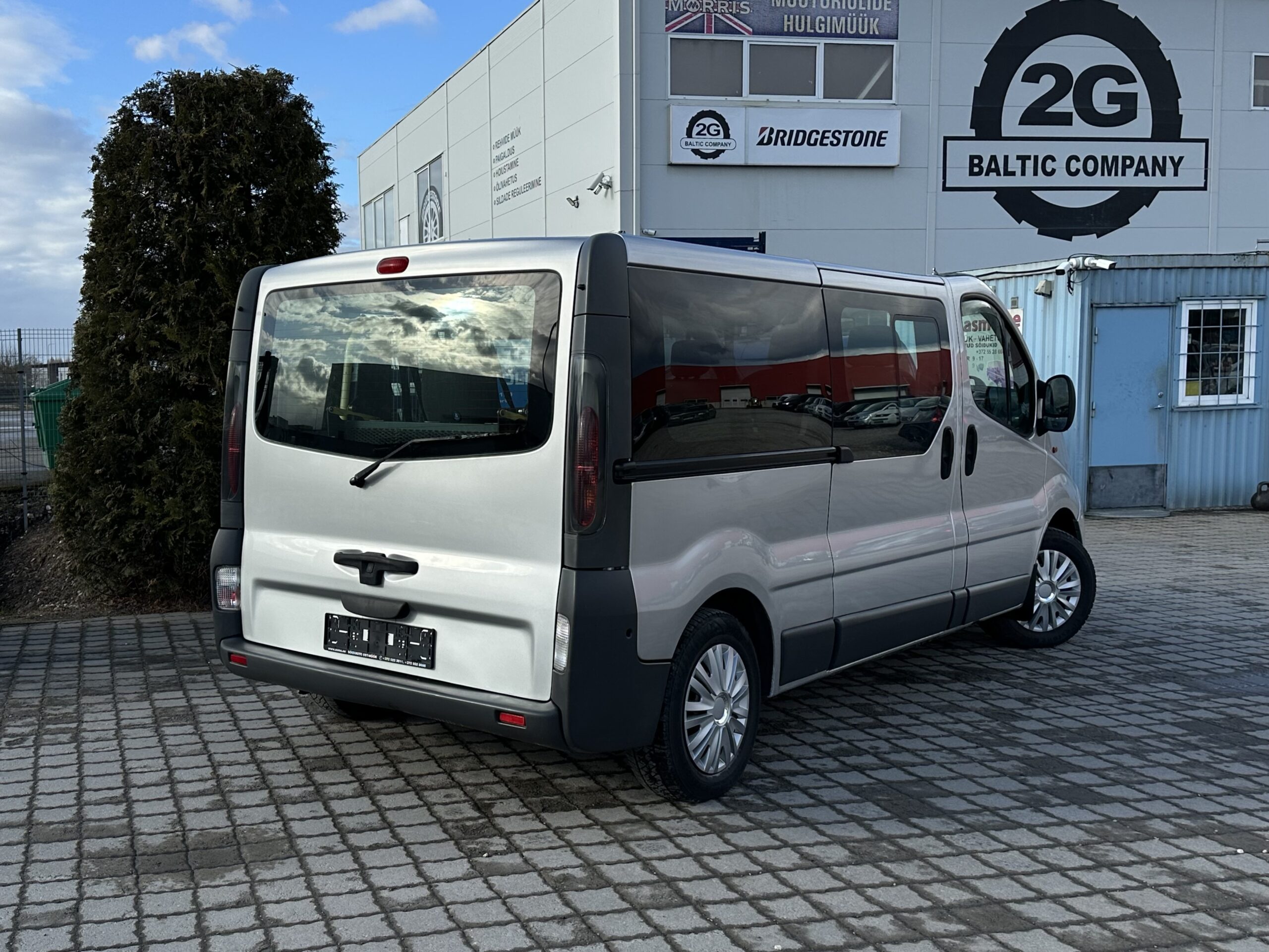 Opel Vivaro L2H1 INVA