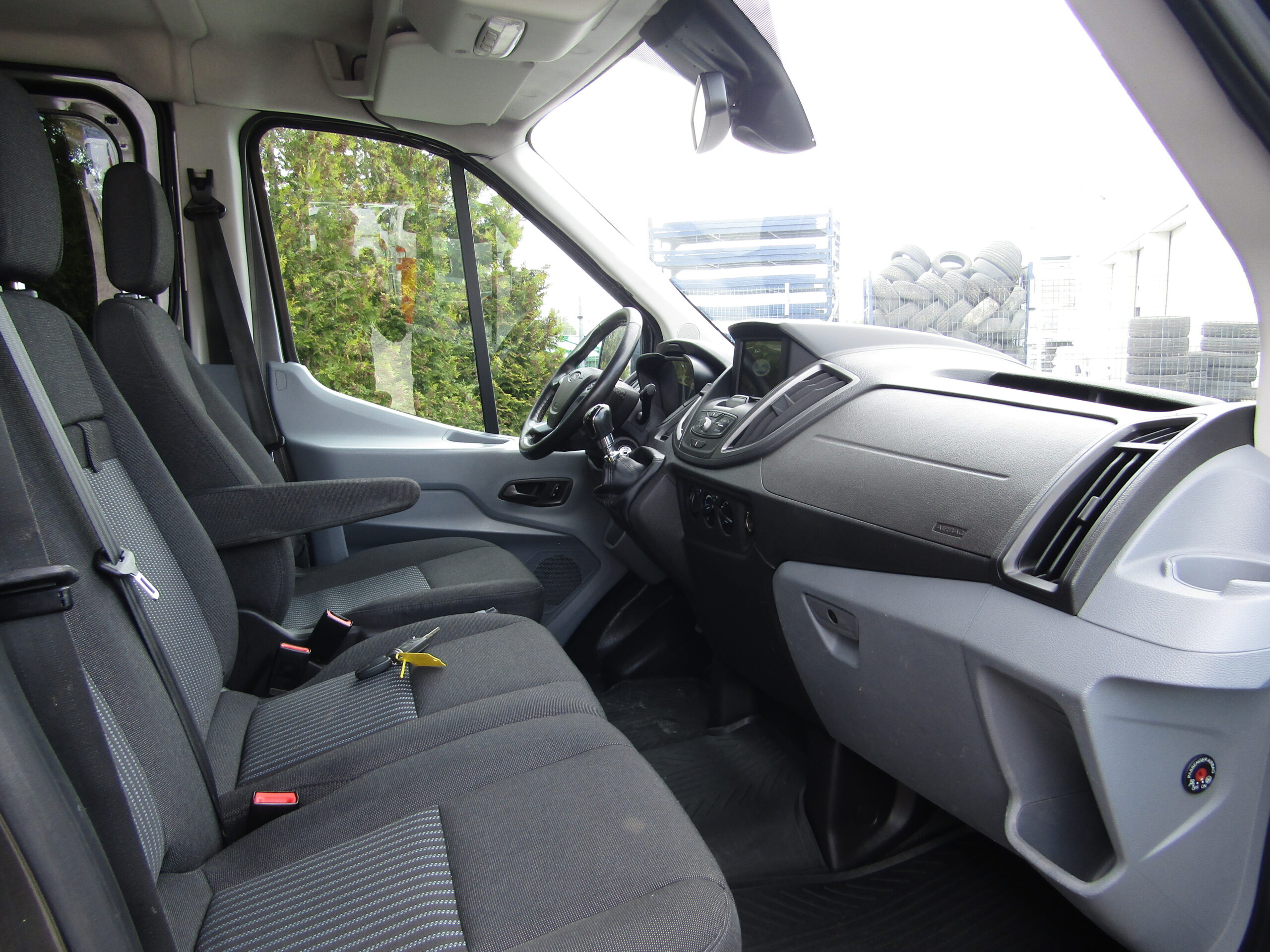 Ford Transit Doka L4H1 7Ps