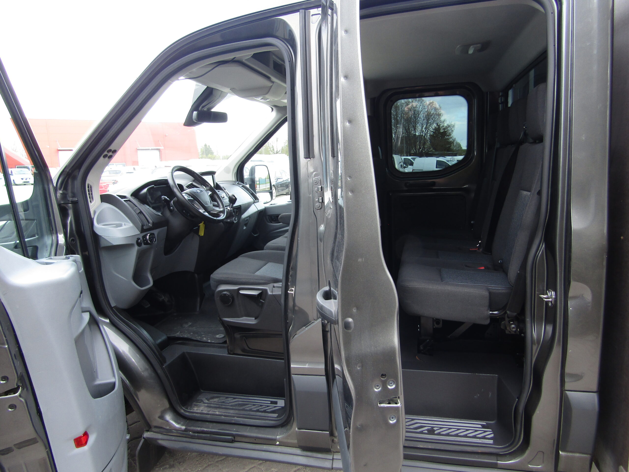 Ford Transit Doka L4H1 7Ps