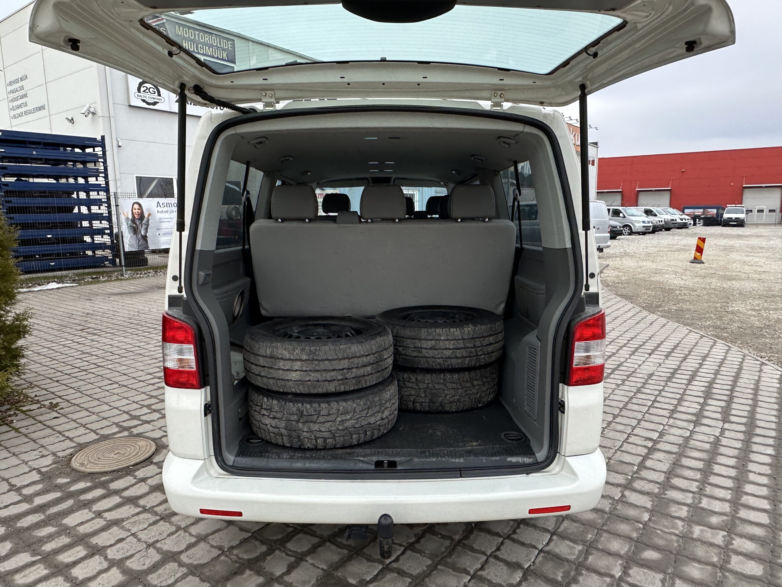 Volkswagen Caravelle L2H1 Dsg