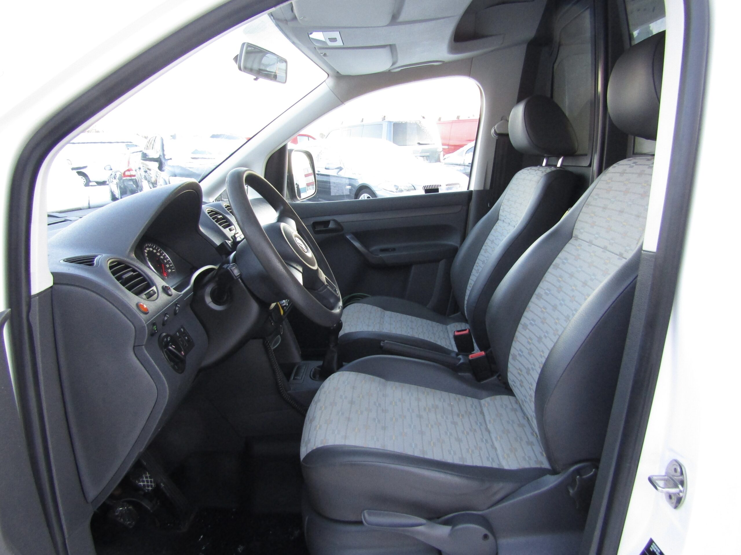 Volkswagen Caddy L1H1