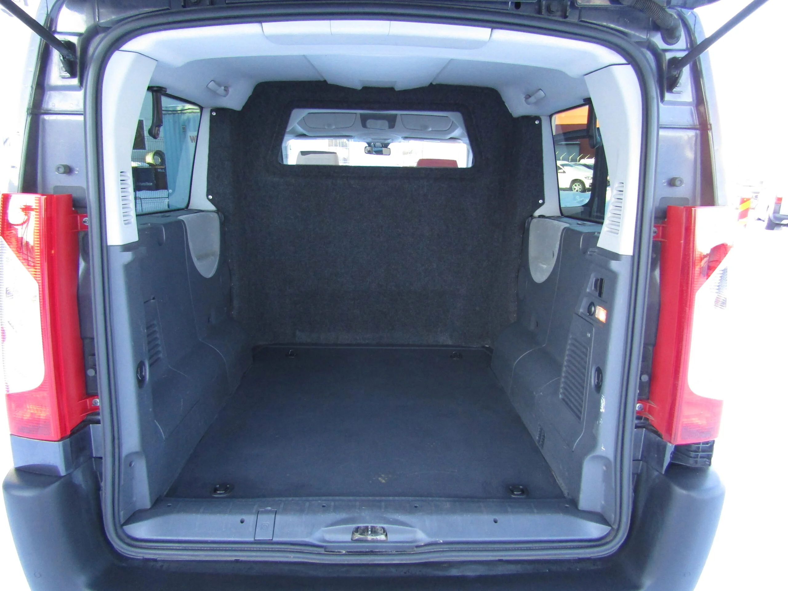 Peugeot Expert Tendence L2H1 5Ps N1