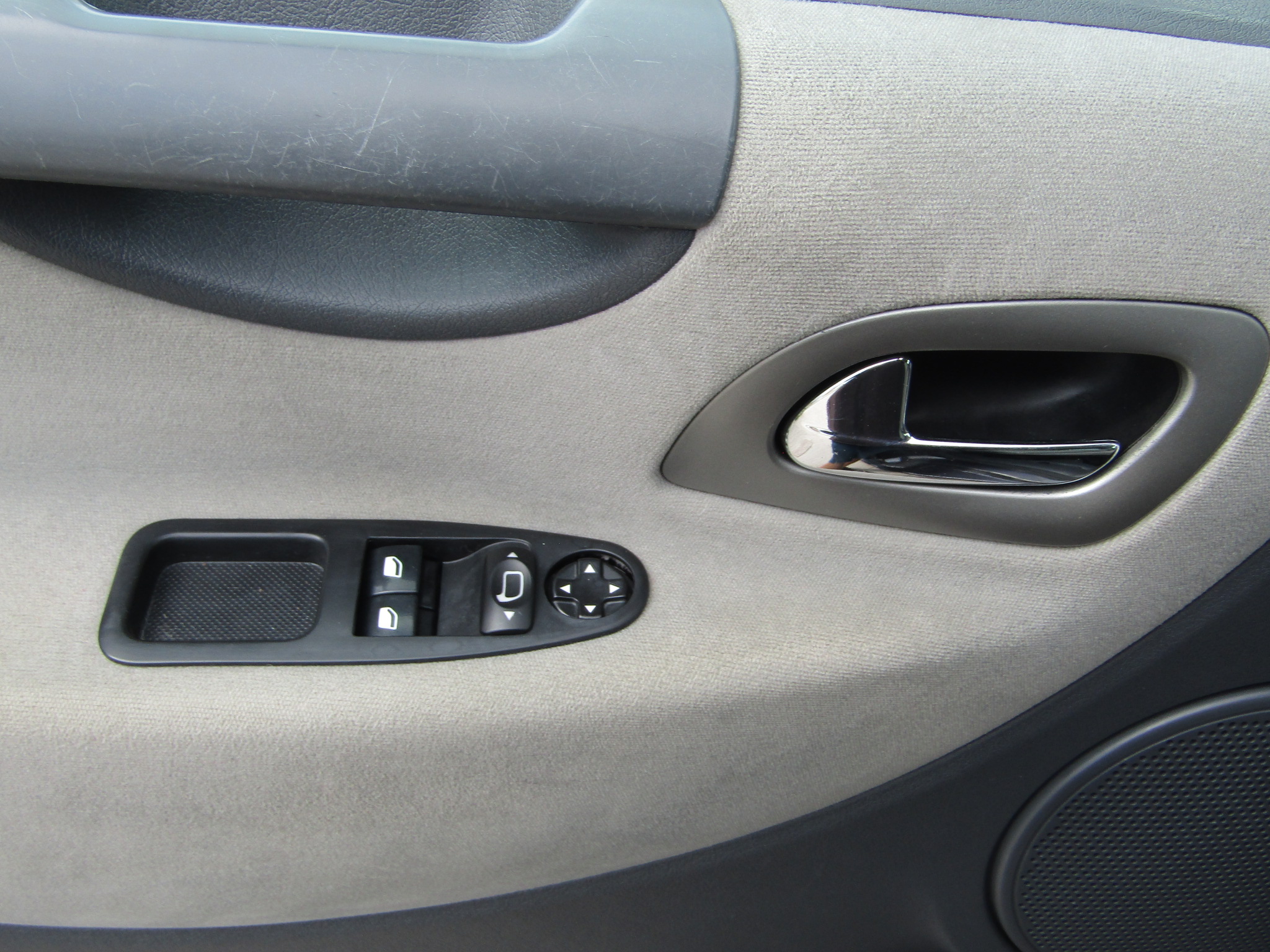 Peugeot Expert Tendence L2H1 5Ps N1