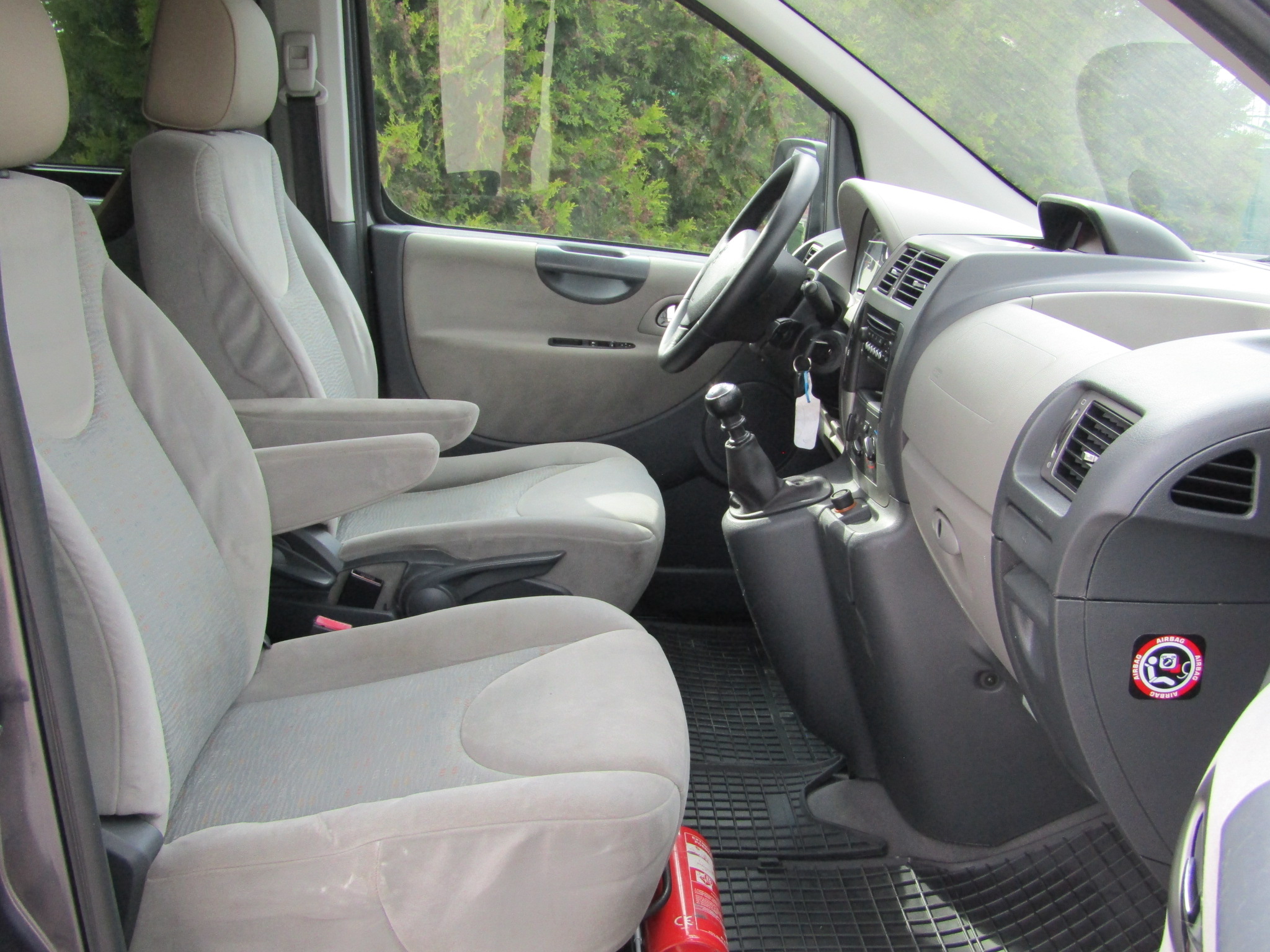 Peugeot Expert Tendence L2H1 5Ps N1