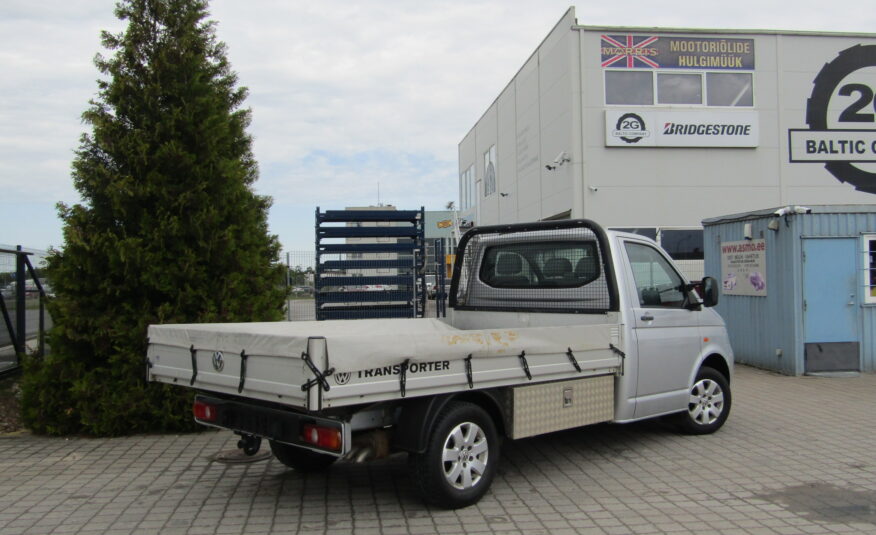 Volkswagen Transporter L3H1