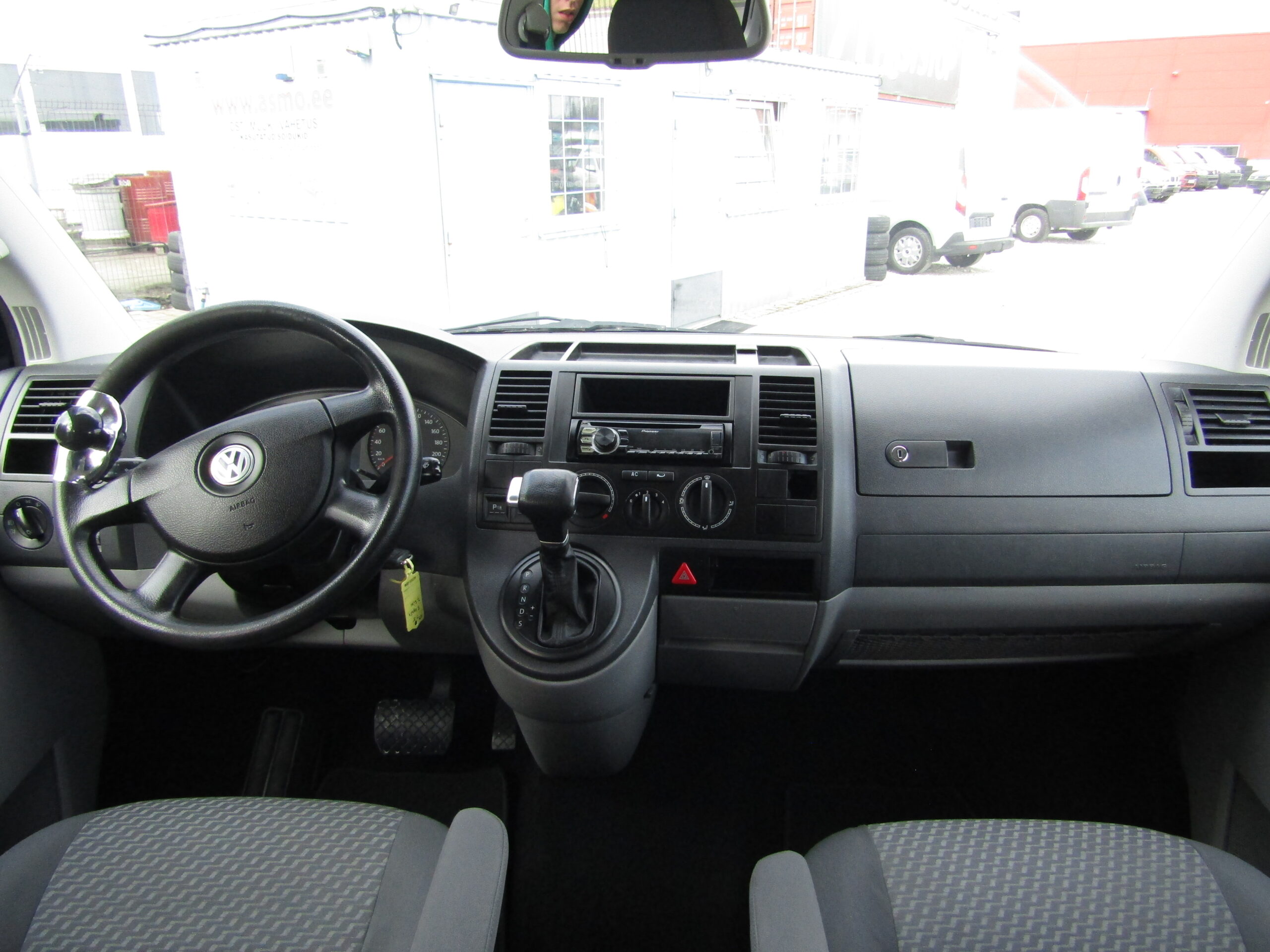 Volkswagen Transporter L1H1 5Ps N1 Dsg