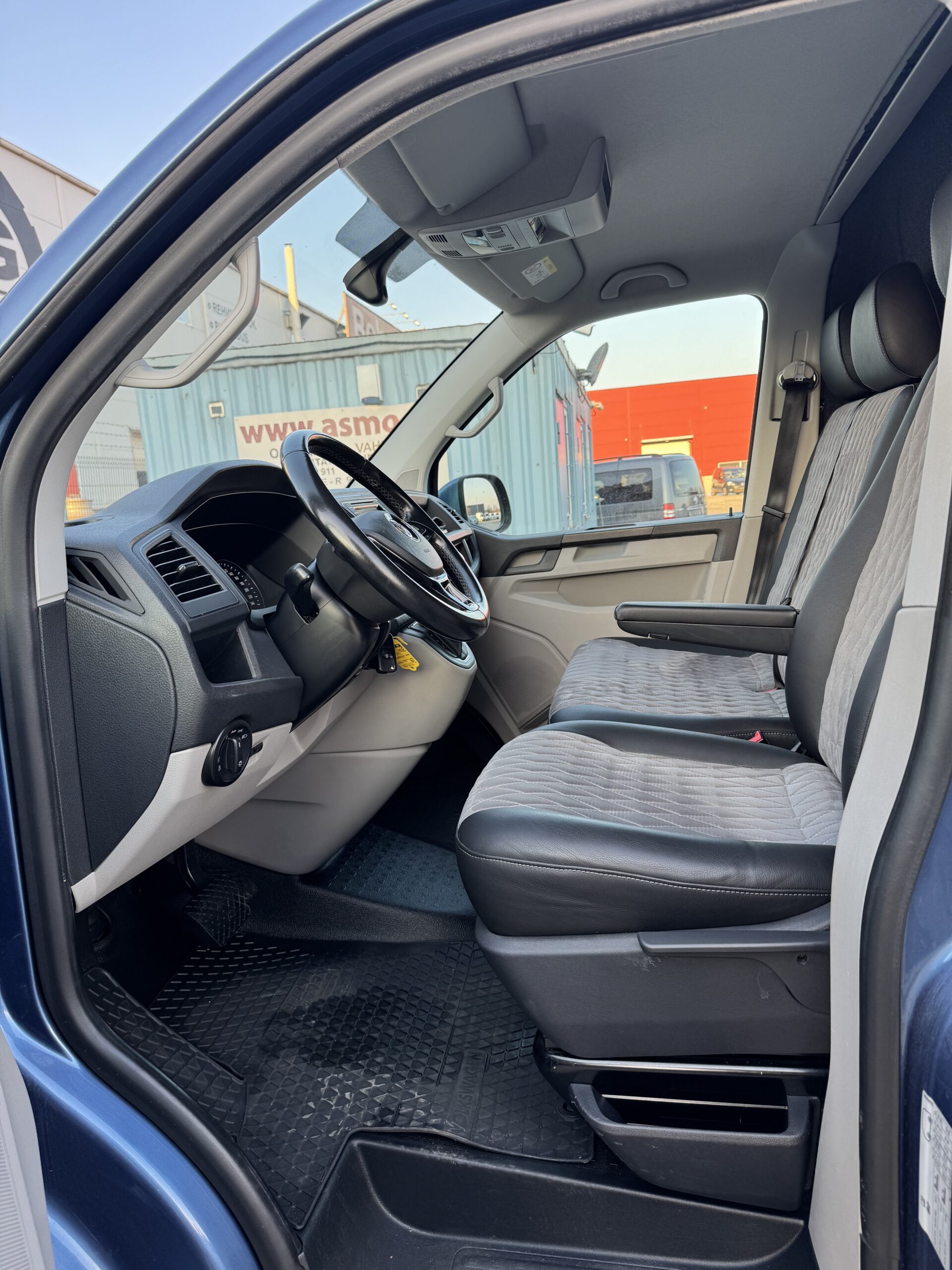 Volkswagen Transporter T6 L1H1 9.2017 4-Motion Highline Dsg