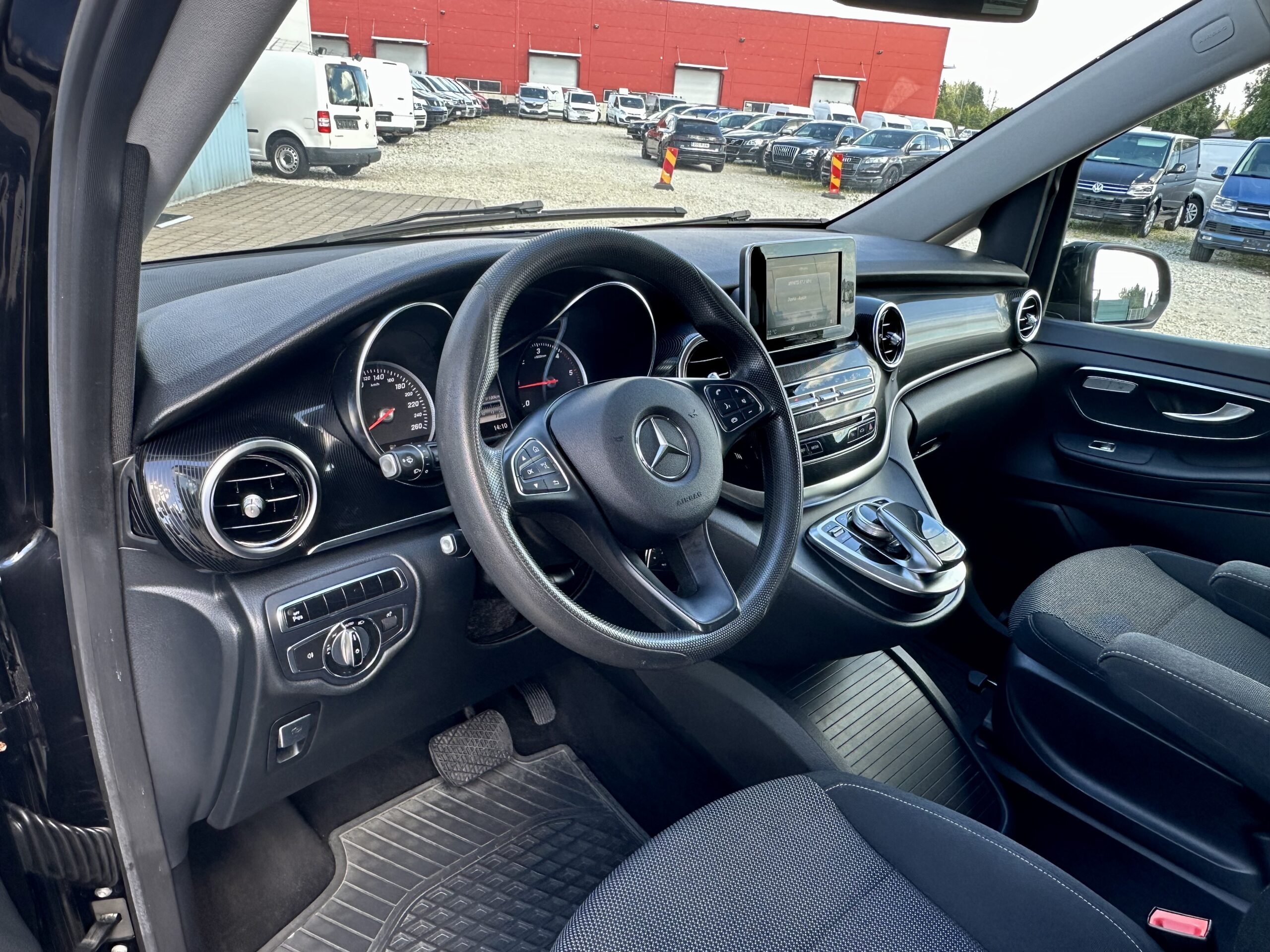 Mercedes Benz V220 Aut.