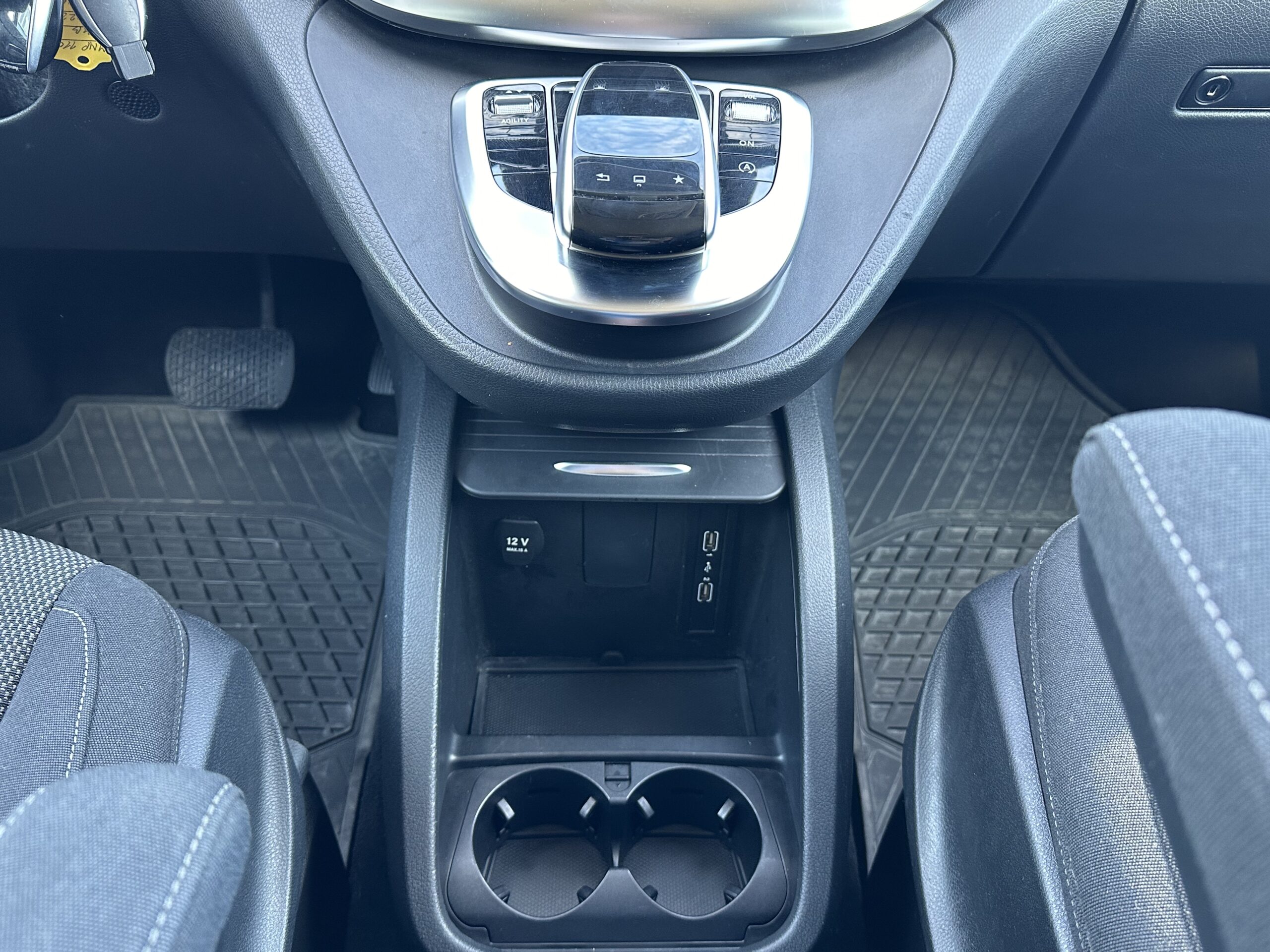 Mercedes Benz V220 Aut.