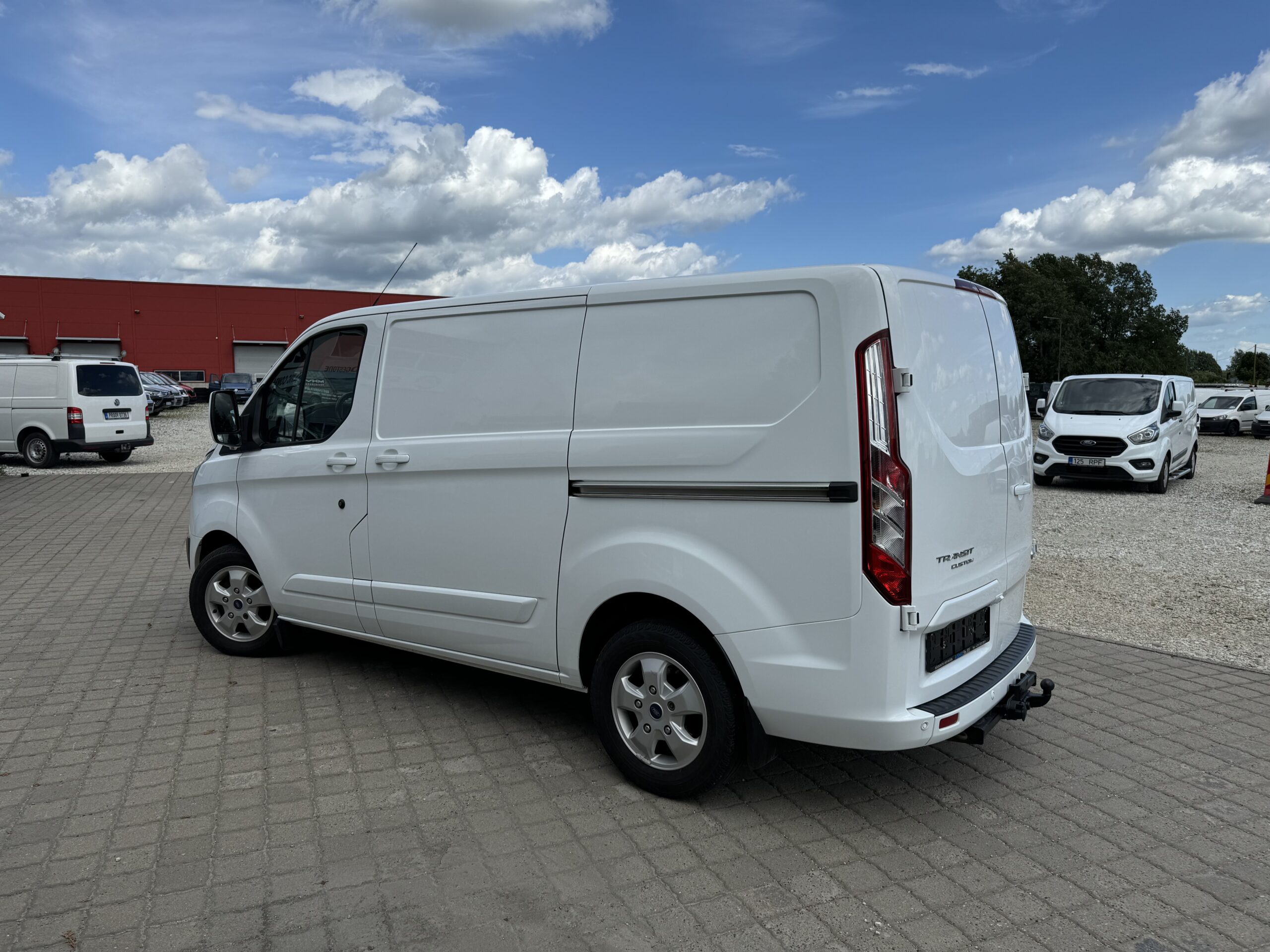 Ford Transit Custom L1H1 Titanium Aut.