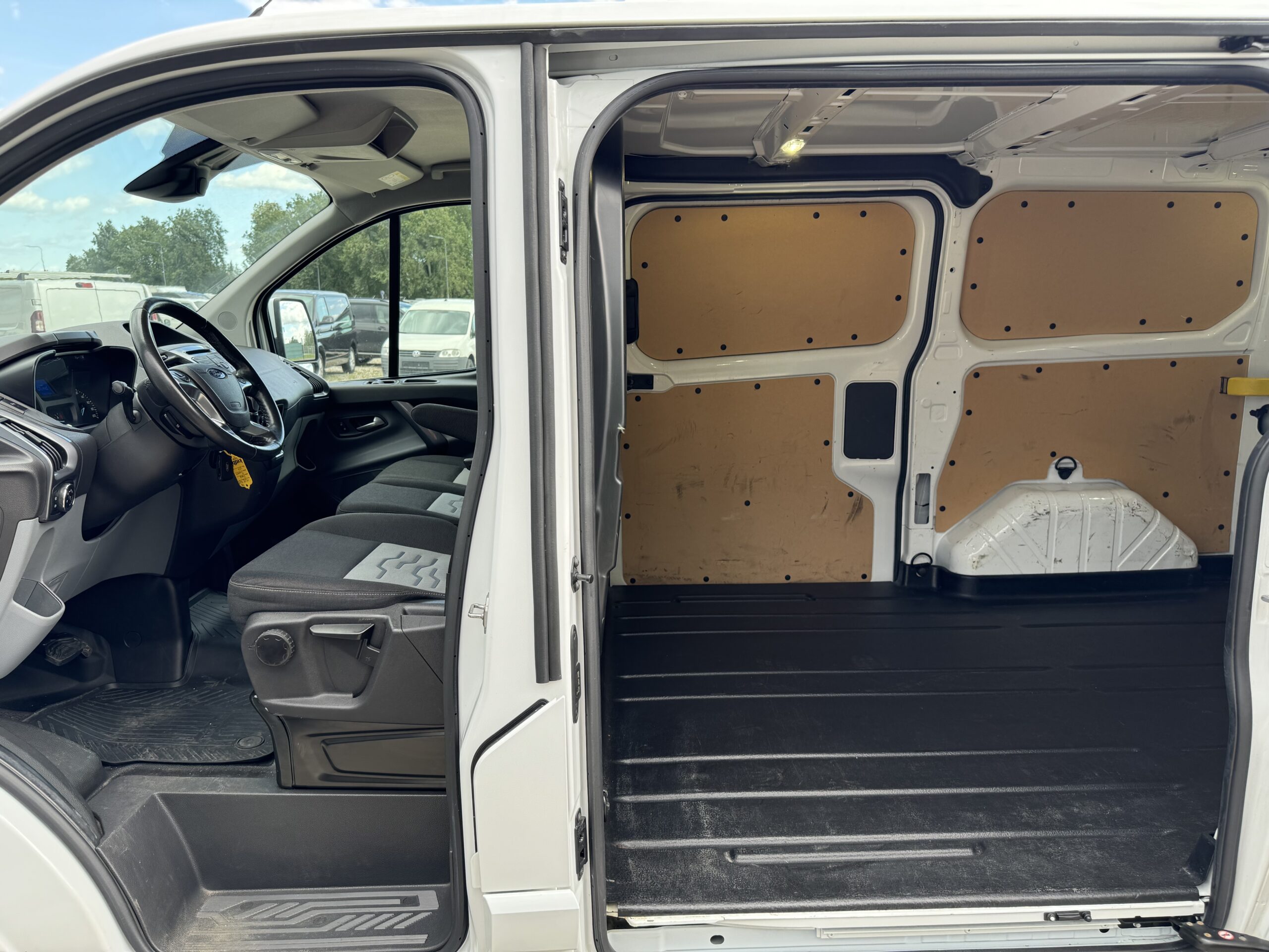 Ford Transit Custom L1H1 Titanium Aut.