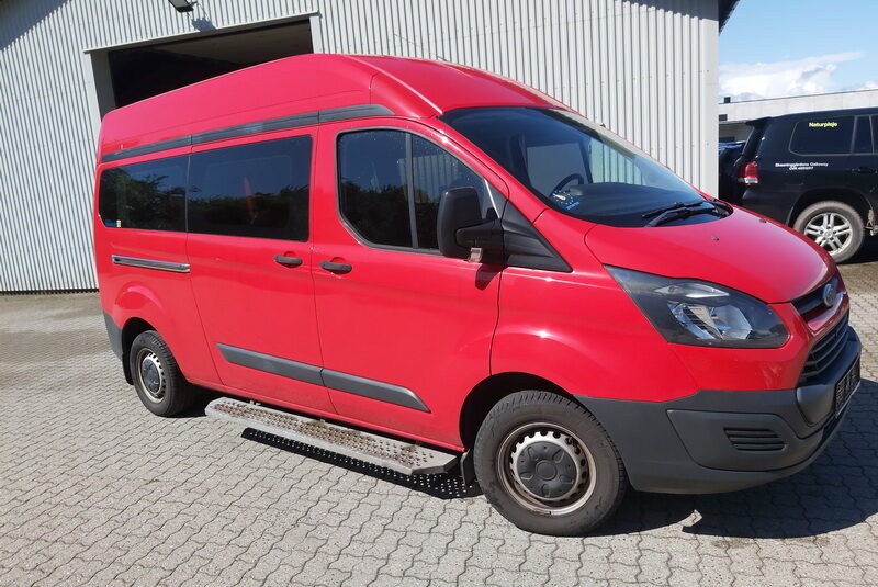 Ford Tourneo L2H2 INVA