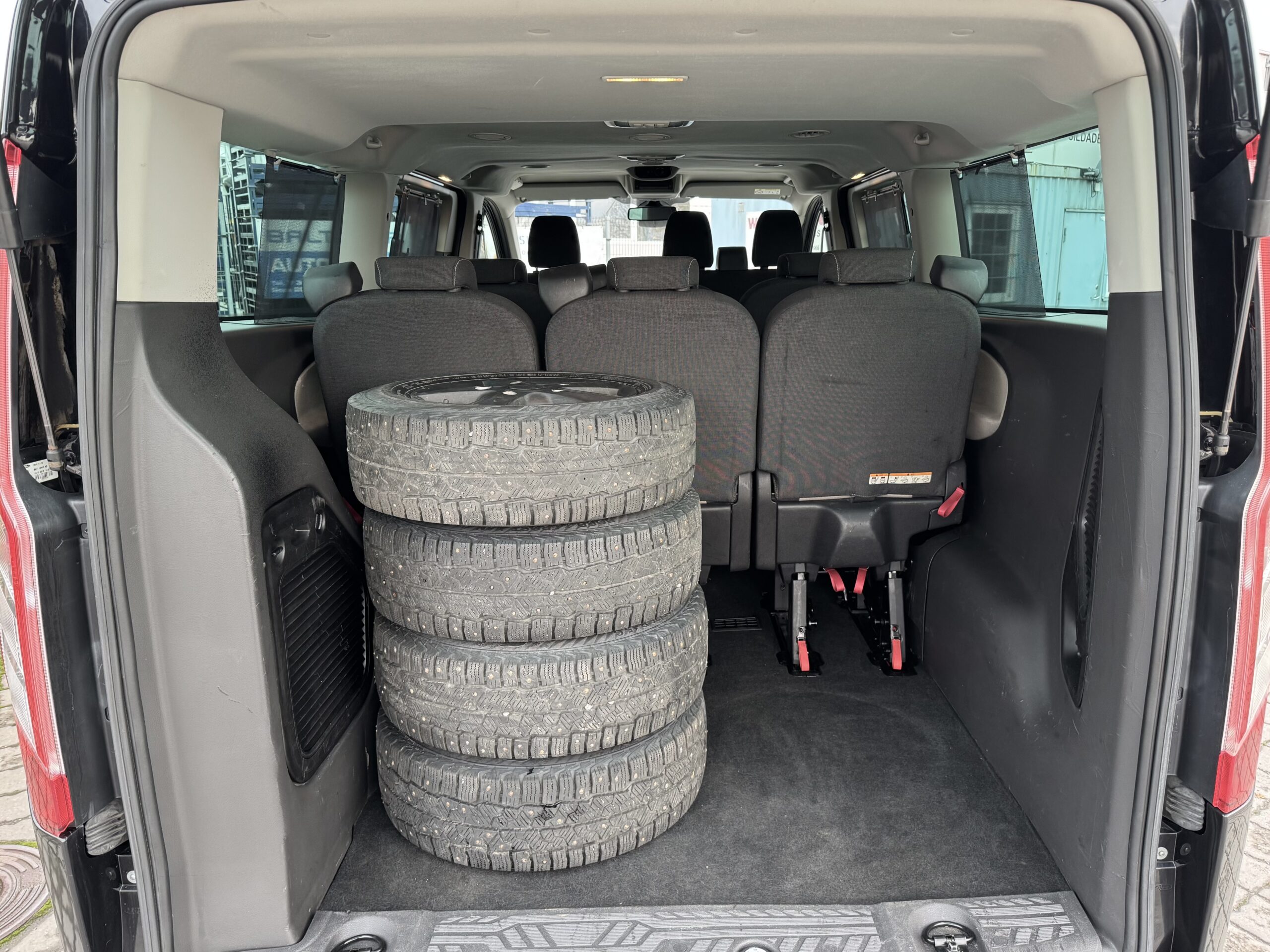 Ford Transit Custom Tourneo Titanium L2H1 3.2015