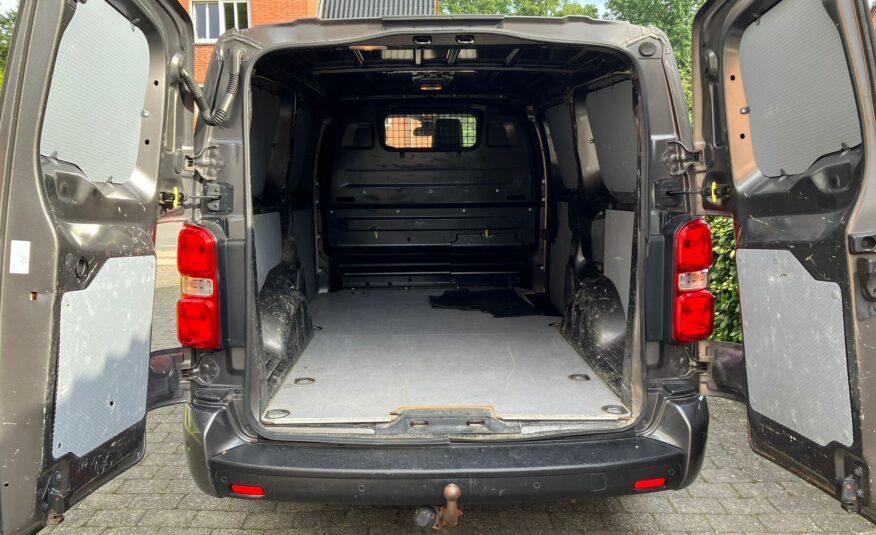 Peugeot Expert L3H1 180 Aut. Serviceline HUD