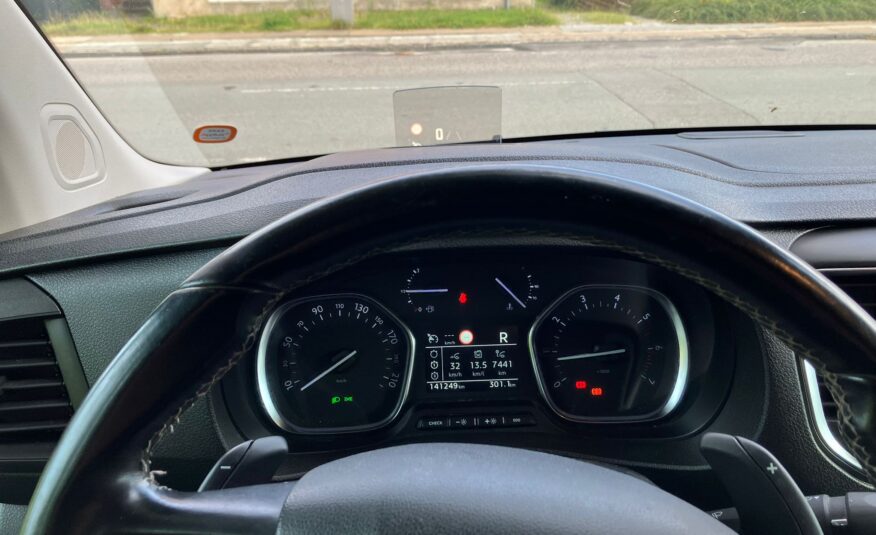 Peugeot Expert L3H1 180 Aut. Serviceline HUD