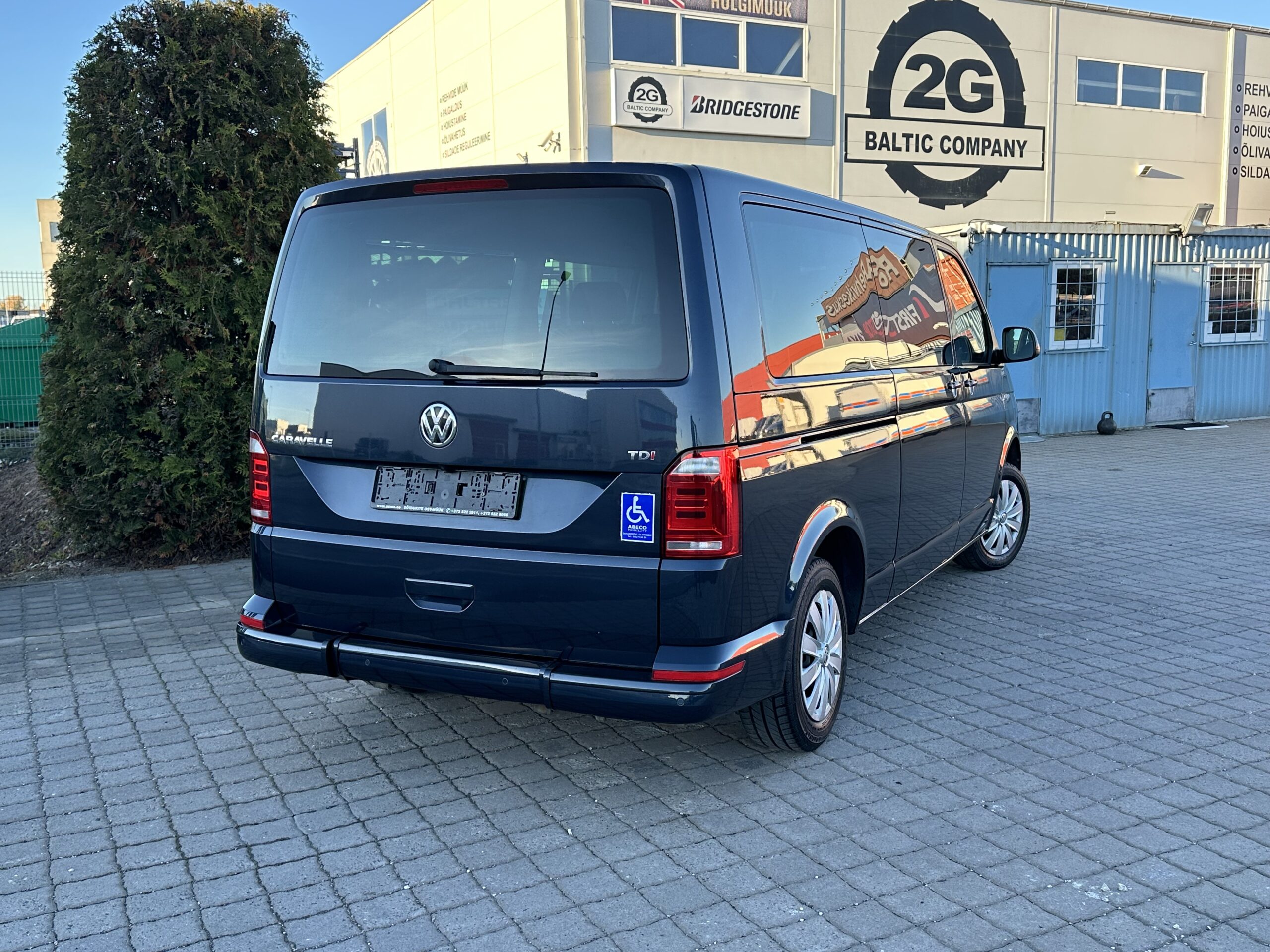 Volkswagen Caravelle L2H1 Comfortline INVA Dsg