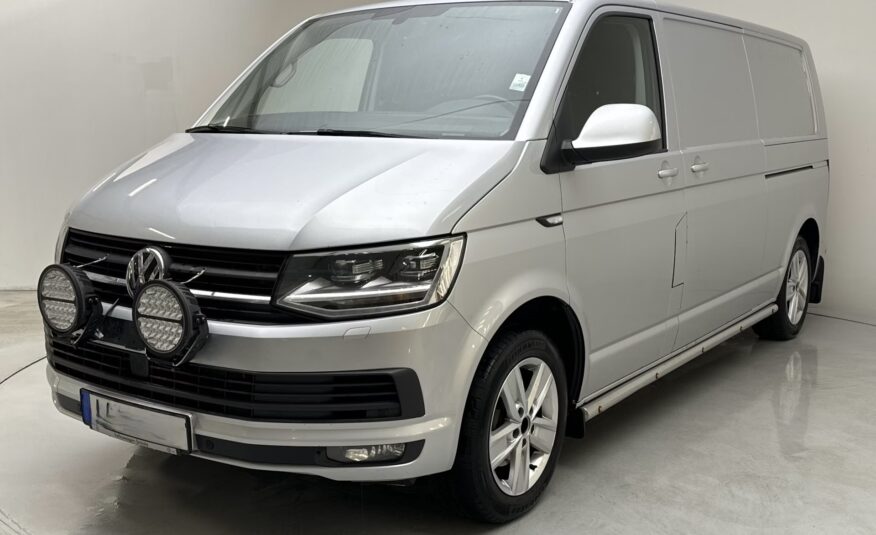 Volkswagen Transporter T6 L2H1 4-Motion Highline Dsg