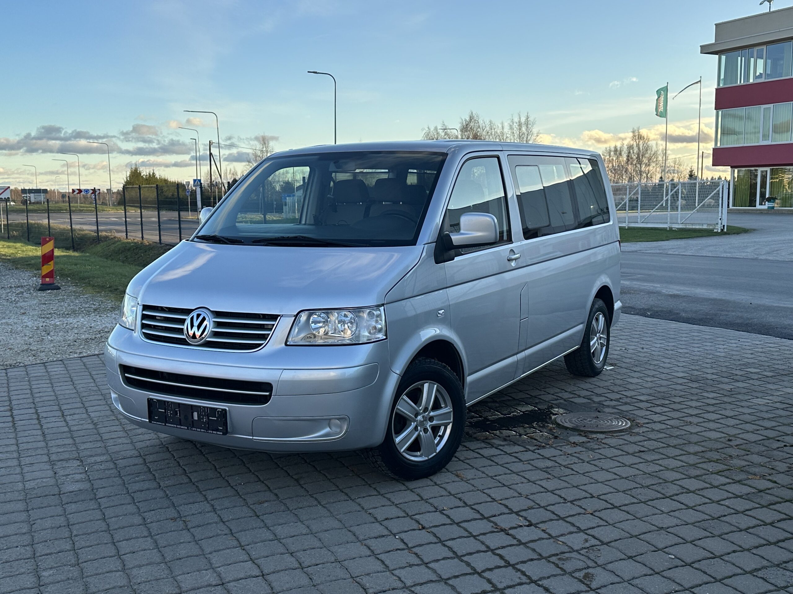 Volkswagen Caravelle L1H1 4-Motion Comfortline