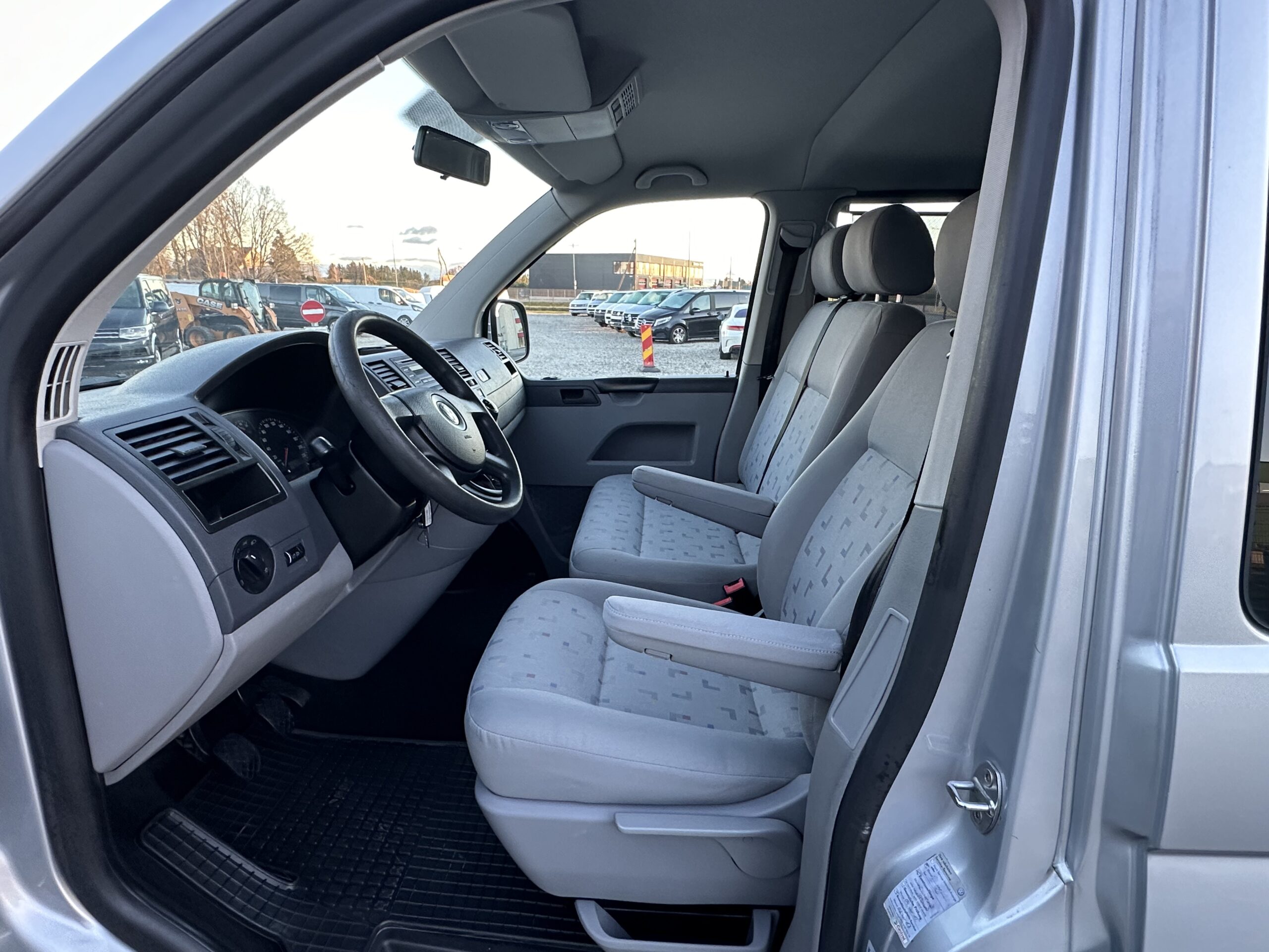 Volkswagen Caravelle L1H1 4-Motion Comfortline