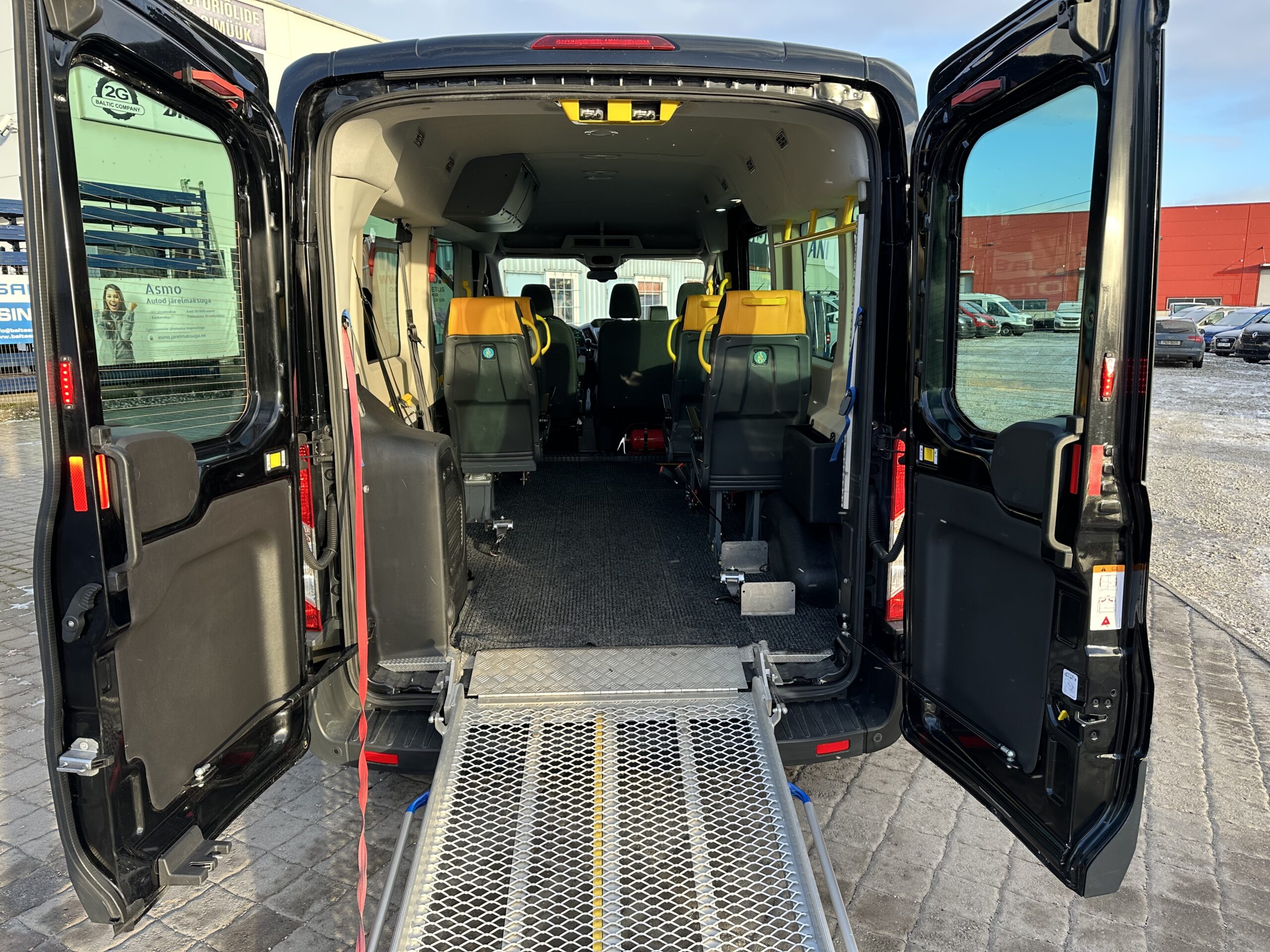 Ford Transit L3H2 INVA