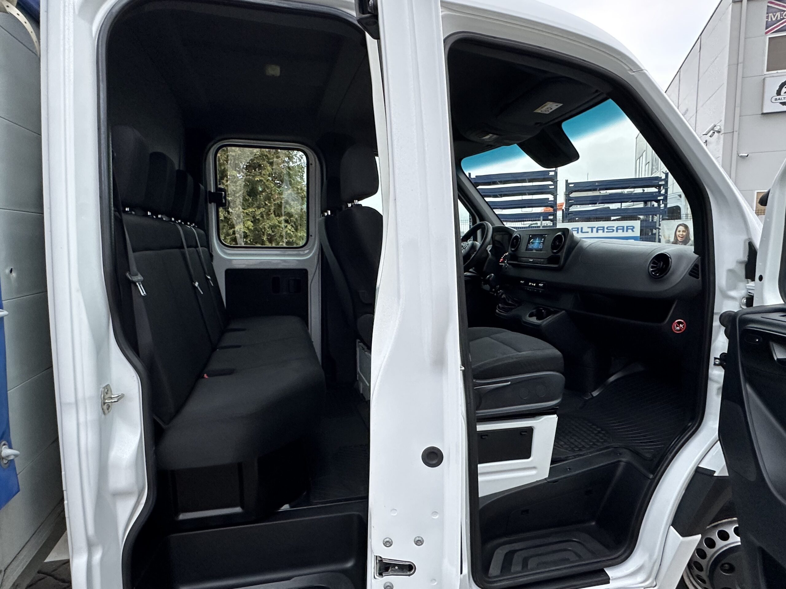 Mercedes-Benz Sprinter 516 L4 Doka