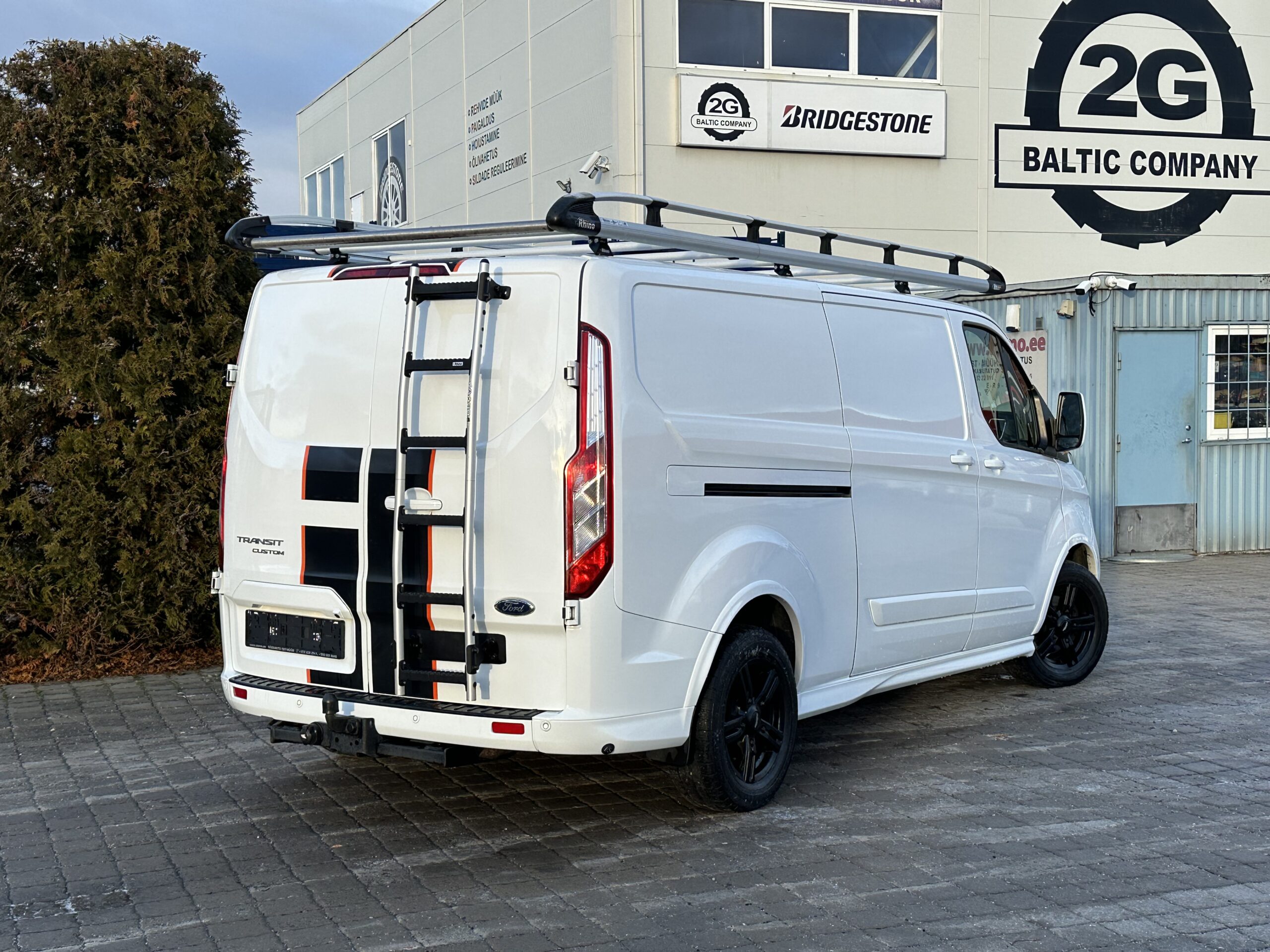 Ford Transit Custom L2H1 Titanium Sport