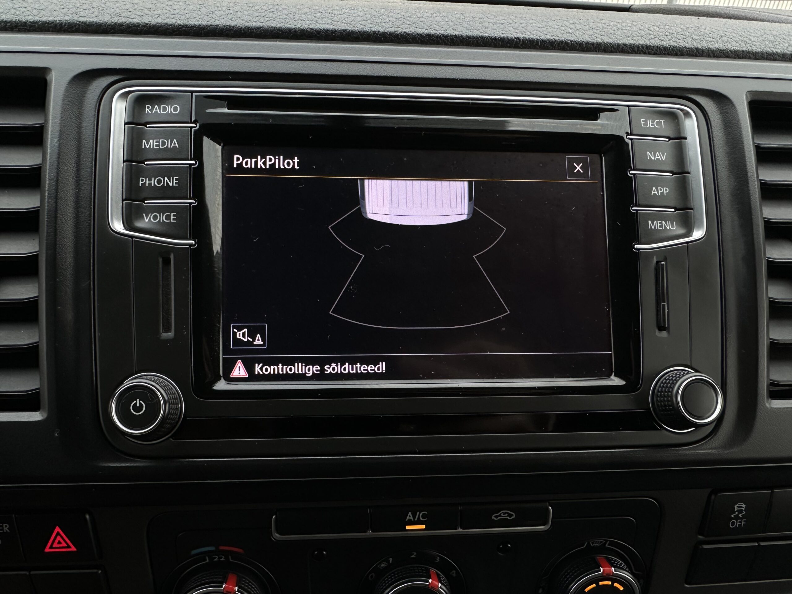 Volkswagen Transporter L2H2 4-Motion 4*4 Serviceline Dsg