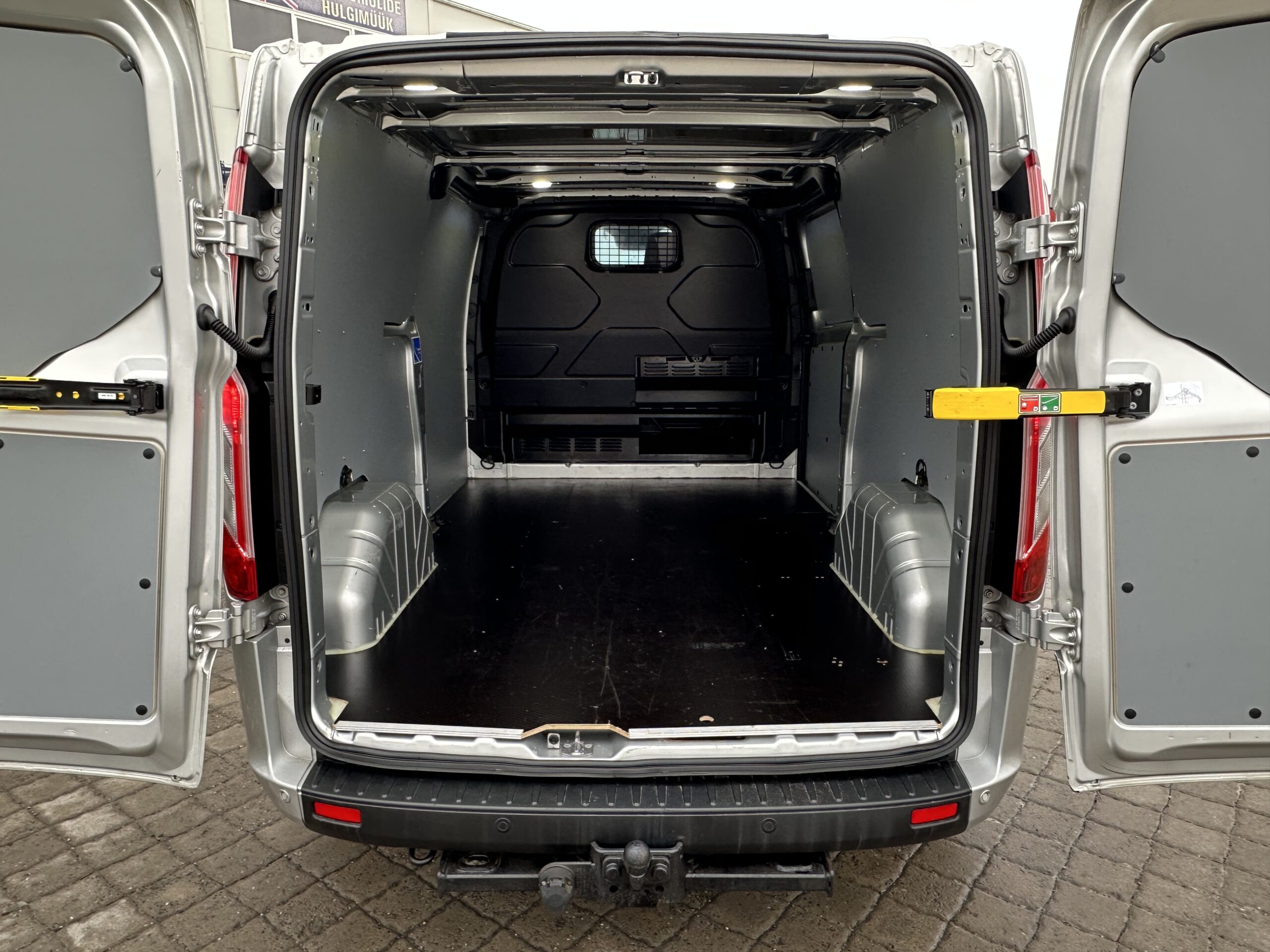 Ford Transit Custom L2H1 Aut.