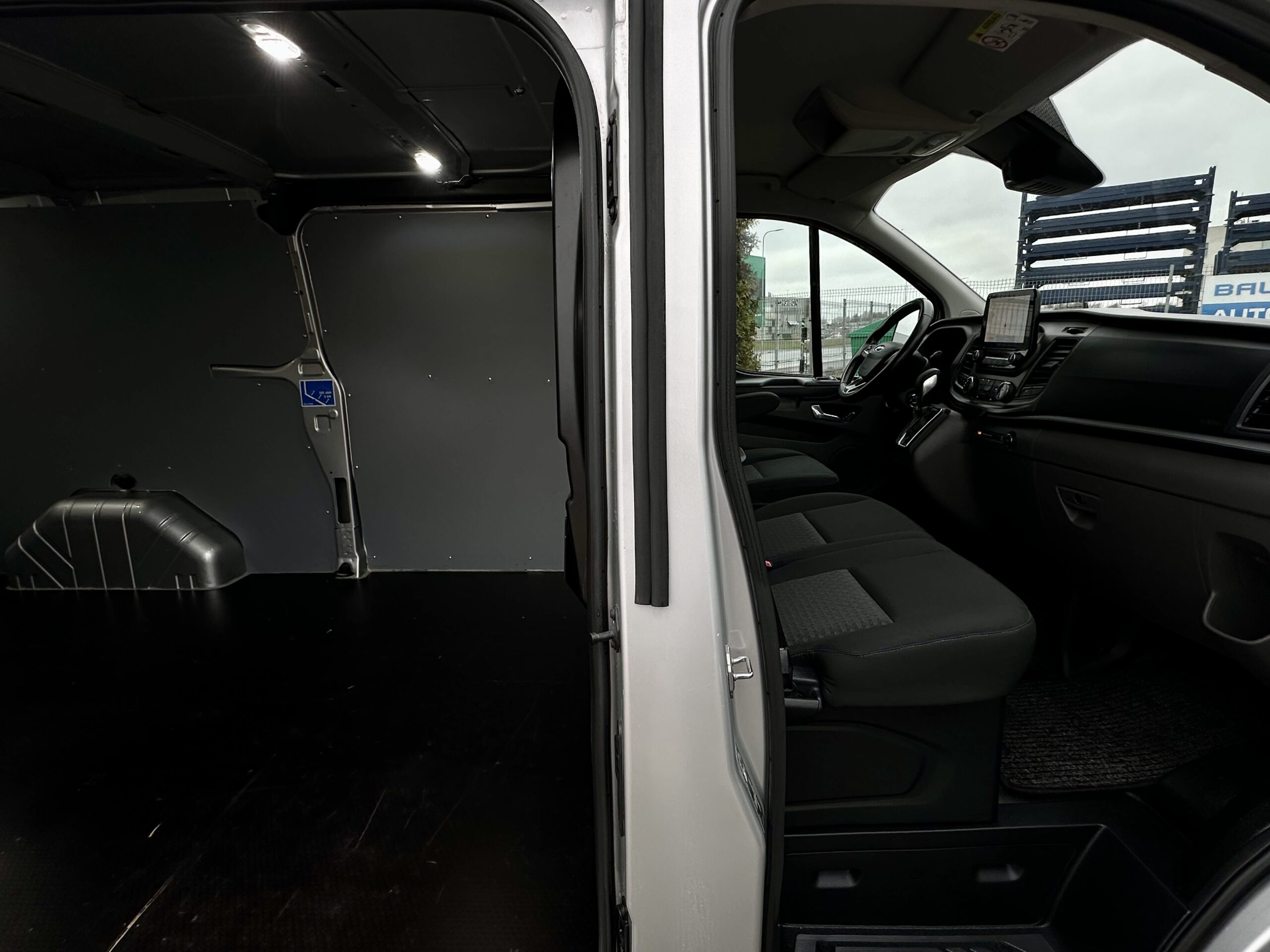 Ford Transit Custom L2H1 Aut.