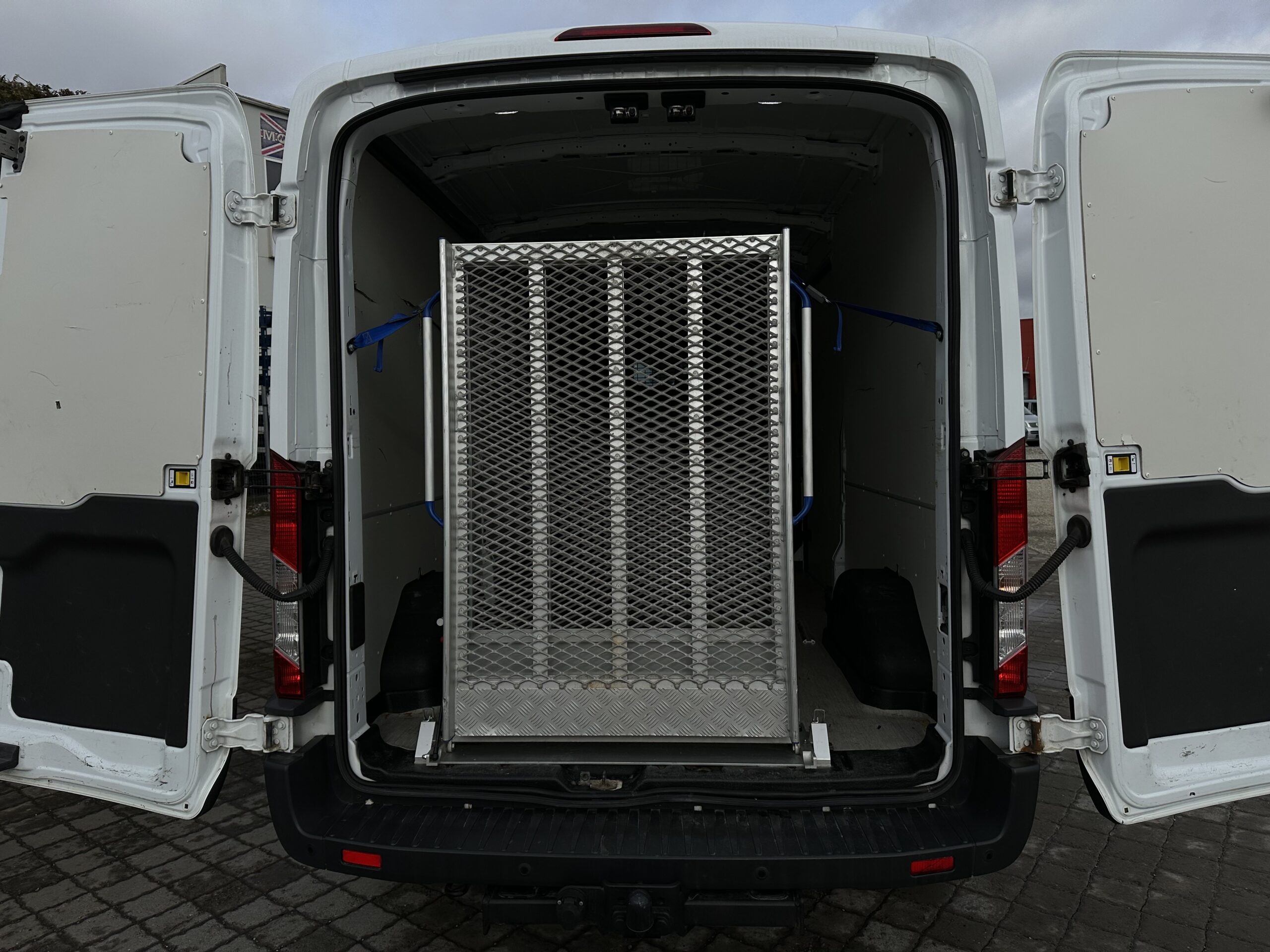 Ford Transit L3H2 Aut