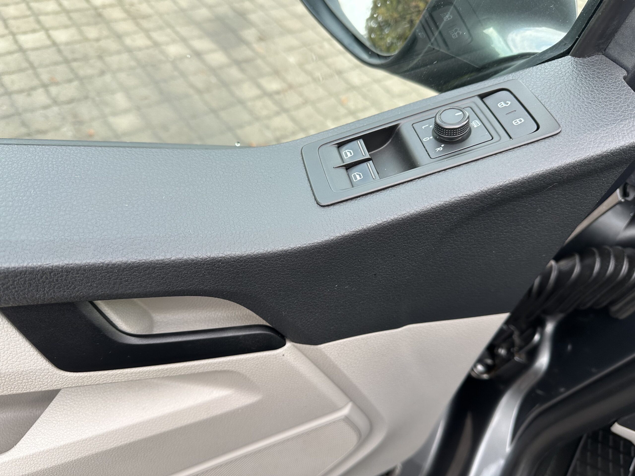 Volkswagen Transporter L2H1 Comfortline Dsg