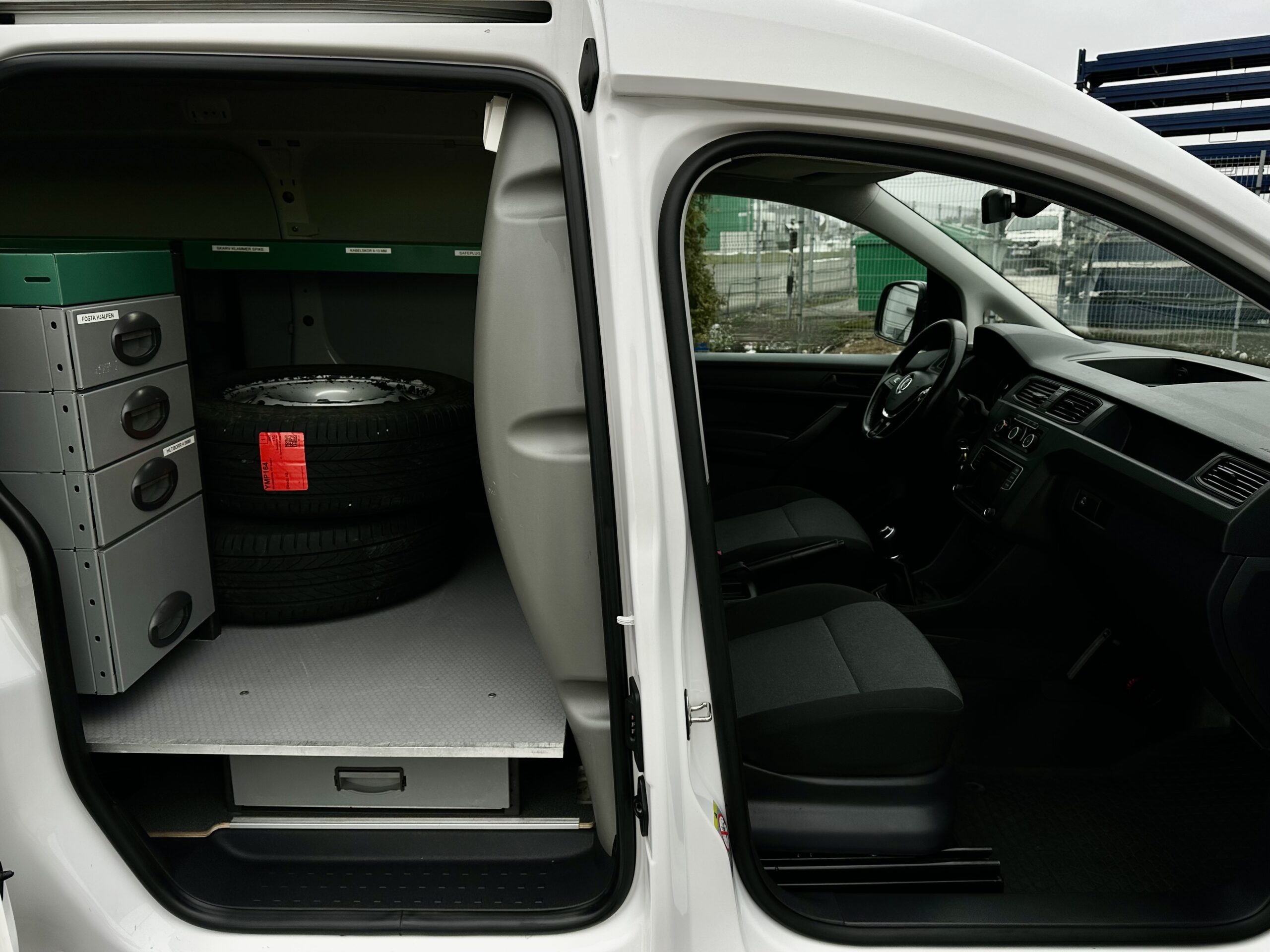 Volkswagen Caddy L2H1 Maxi 4*4 4-Motion