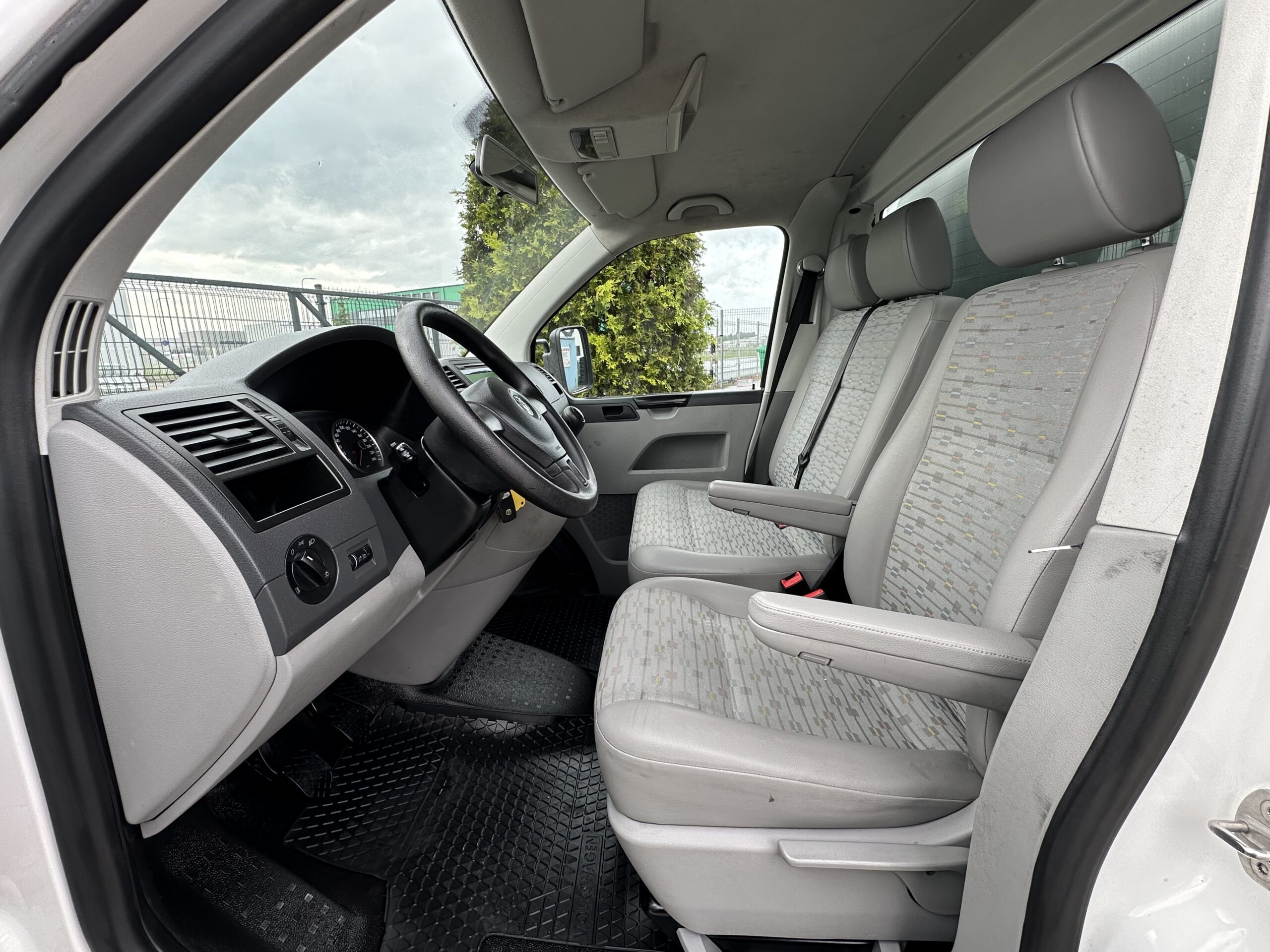 Volkswagen Transporter L3H2