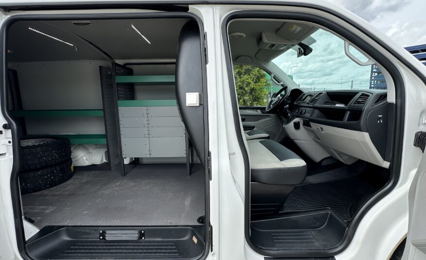 Volkswagen Transporter L2H1 4*4 4-Motion Serviceline