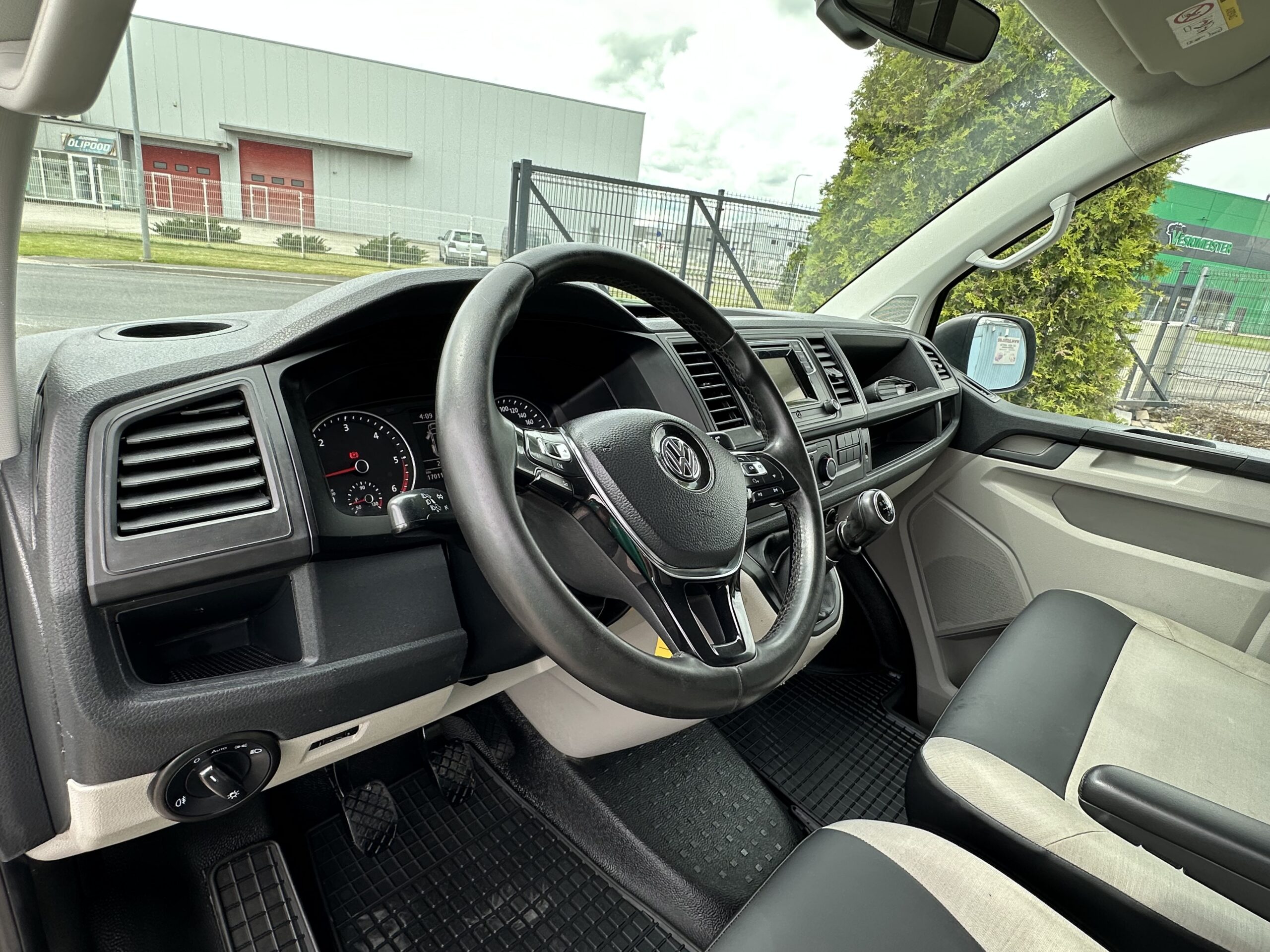 Volkswagen Transporter L2H1 4*4 4-Motion Serviceline