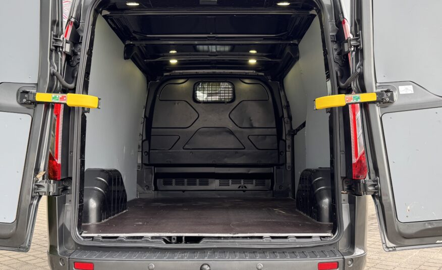 Ford Transit Custom L1H1 Titanium ATM