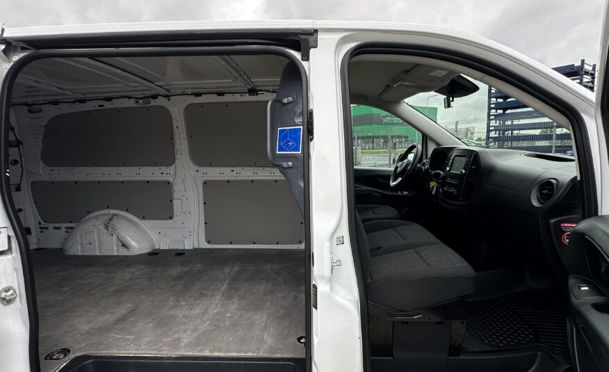 Mercedes-Benz Vito 116 L3H1 4-Matic Extra Lang