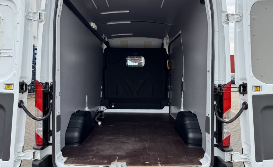 Ford Transit L2H3
