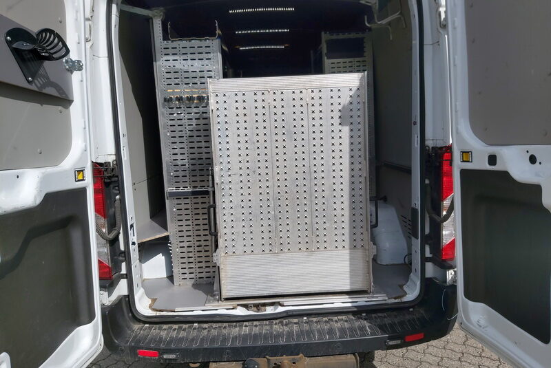 Ford Transit L3H2 Serviceline