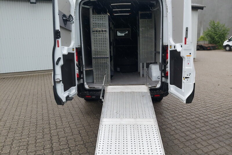 Ford Transit L3H2 Serviceline