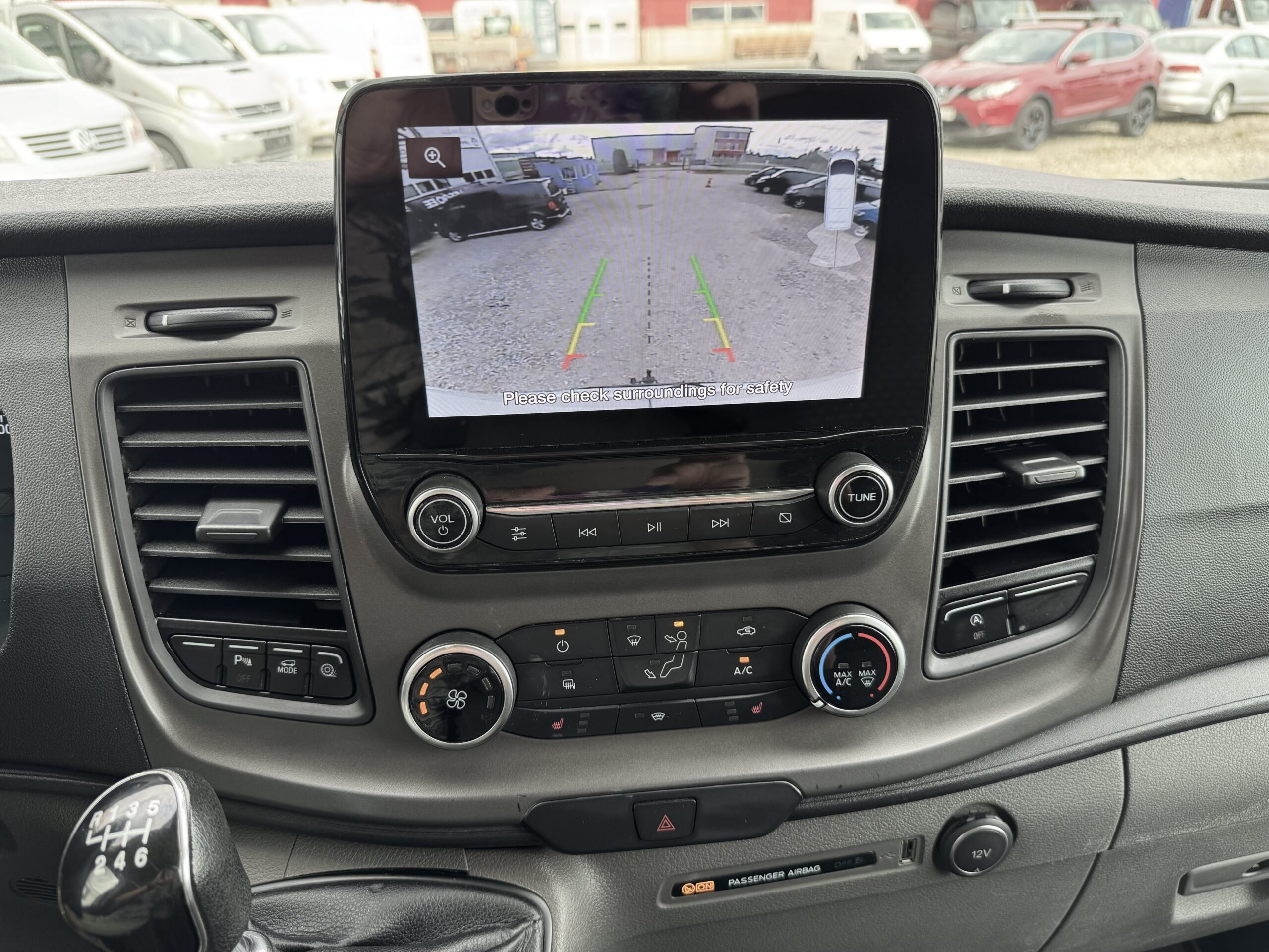 Ford Transit L3H2 Serviceline