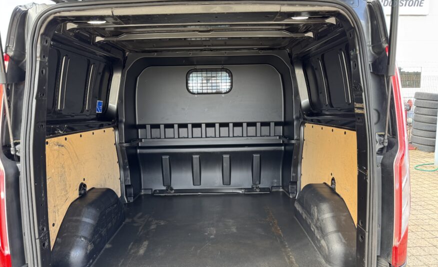 Ford Transit Custom L2H1 Titanium 5Ps N1