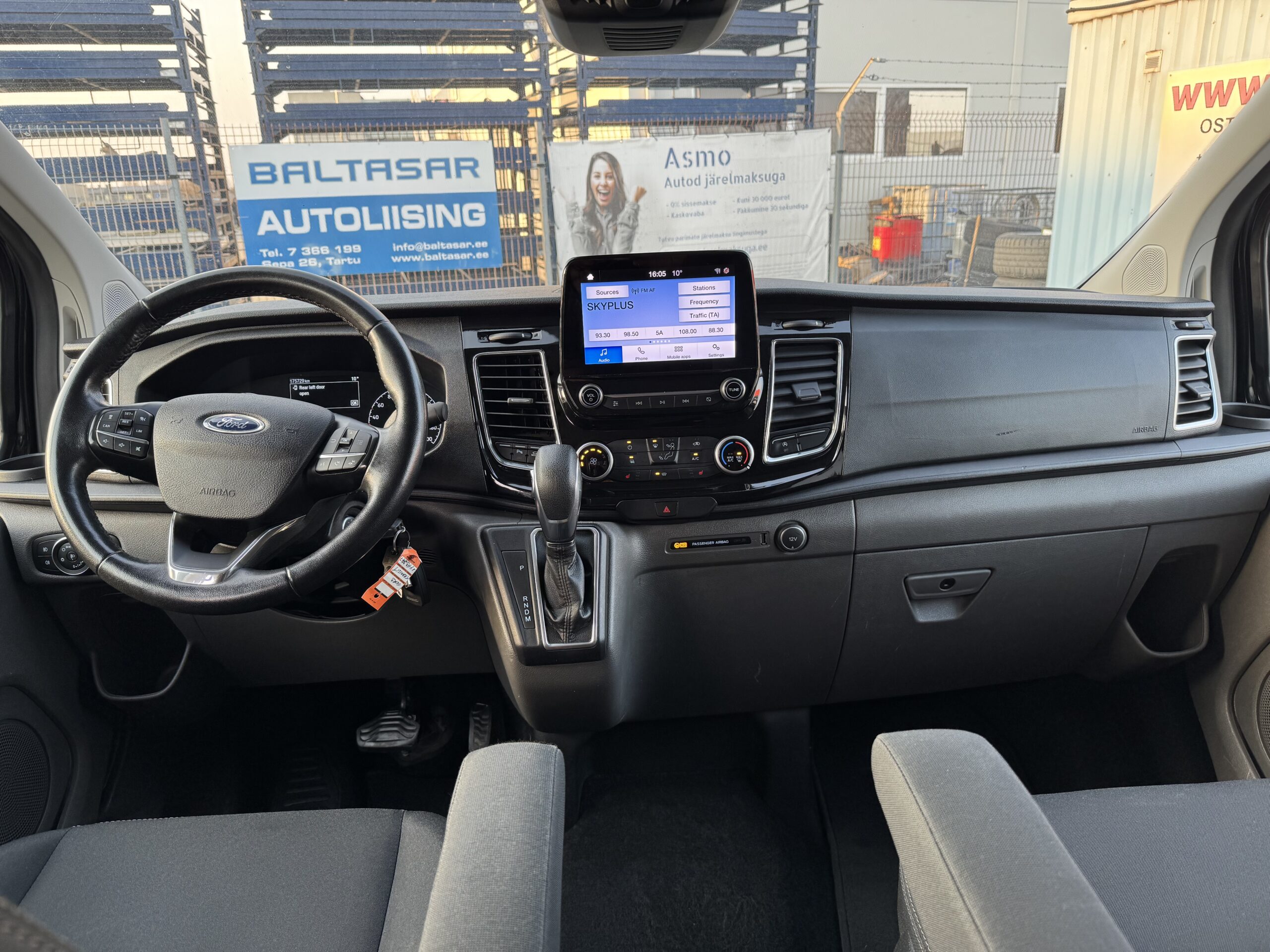 Ford Transit Custom L2H1 Titanium 5Ps N1 8.2020