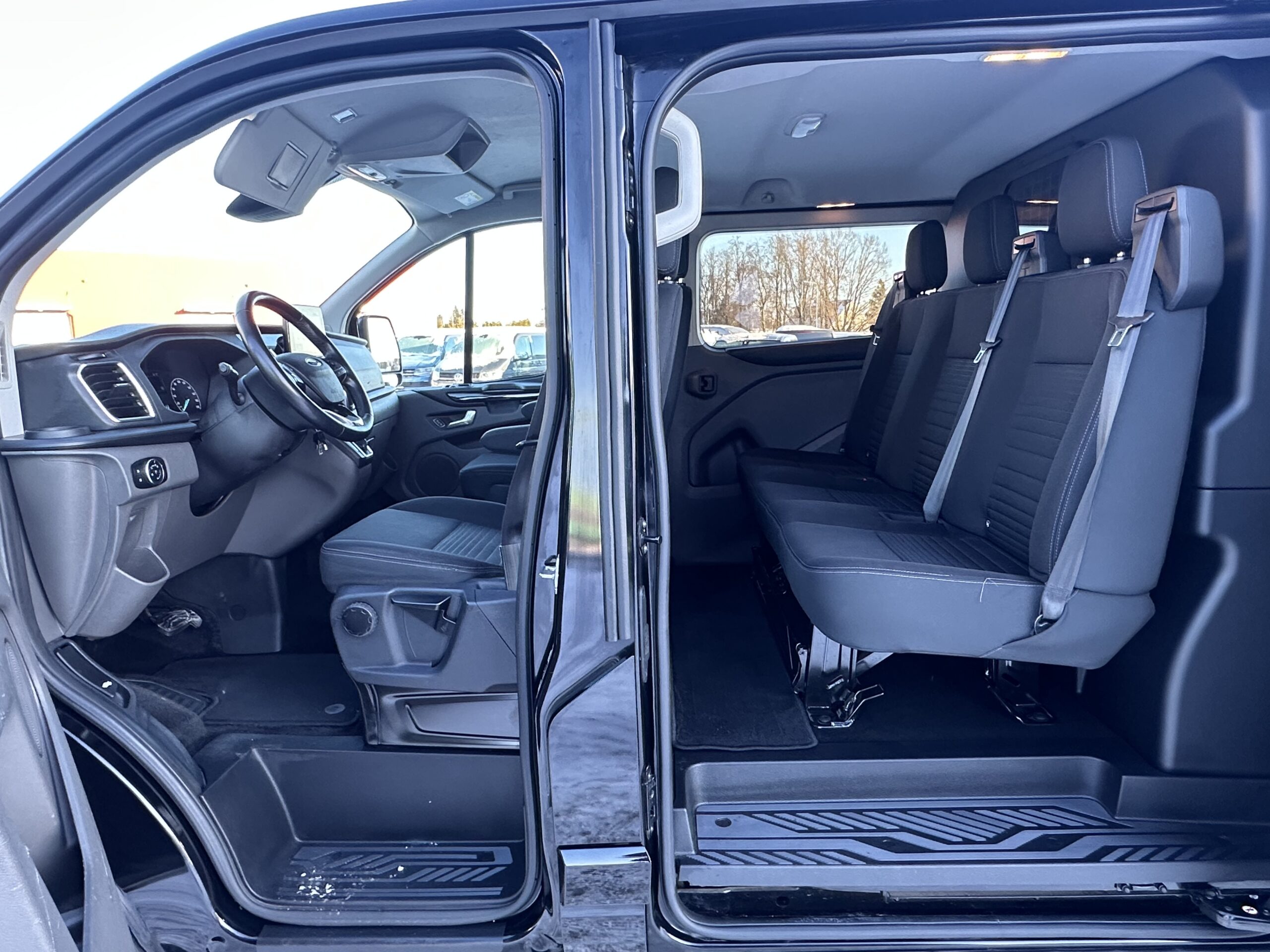 Ford Transit Custom L2H1 Titanium 5Ps N1 8.2020