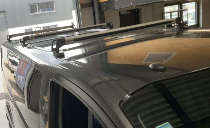 Ford Transit Custom L2H1 Titanium 5Ps N1