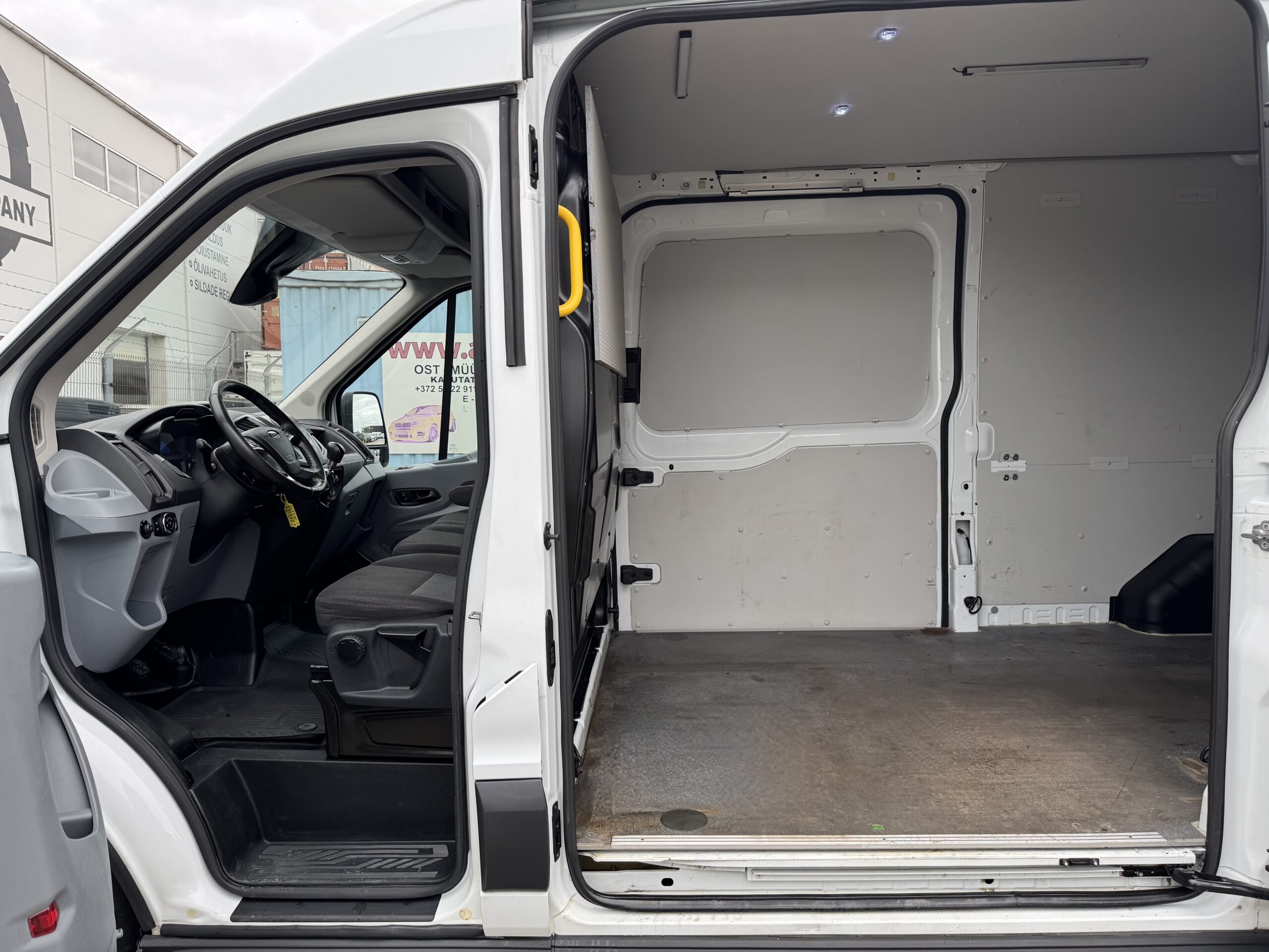 Ford Transit L3H2